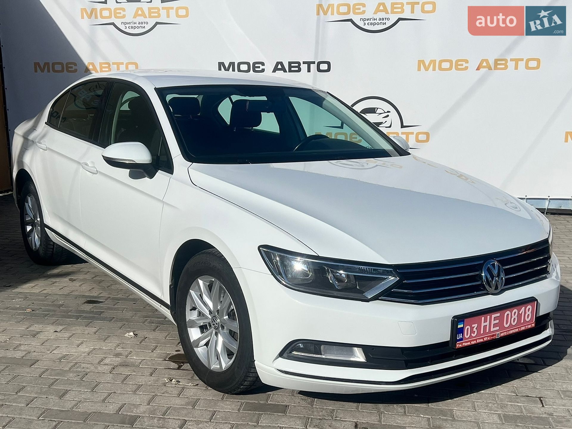 Volkswagen Passat 2017 VIN WVWZZZ3CZHE165527 фото оголошення 4 з 20