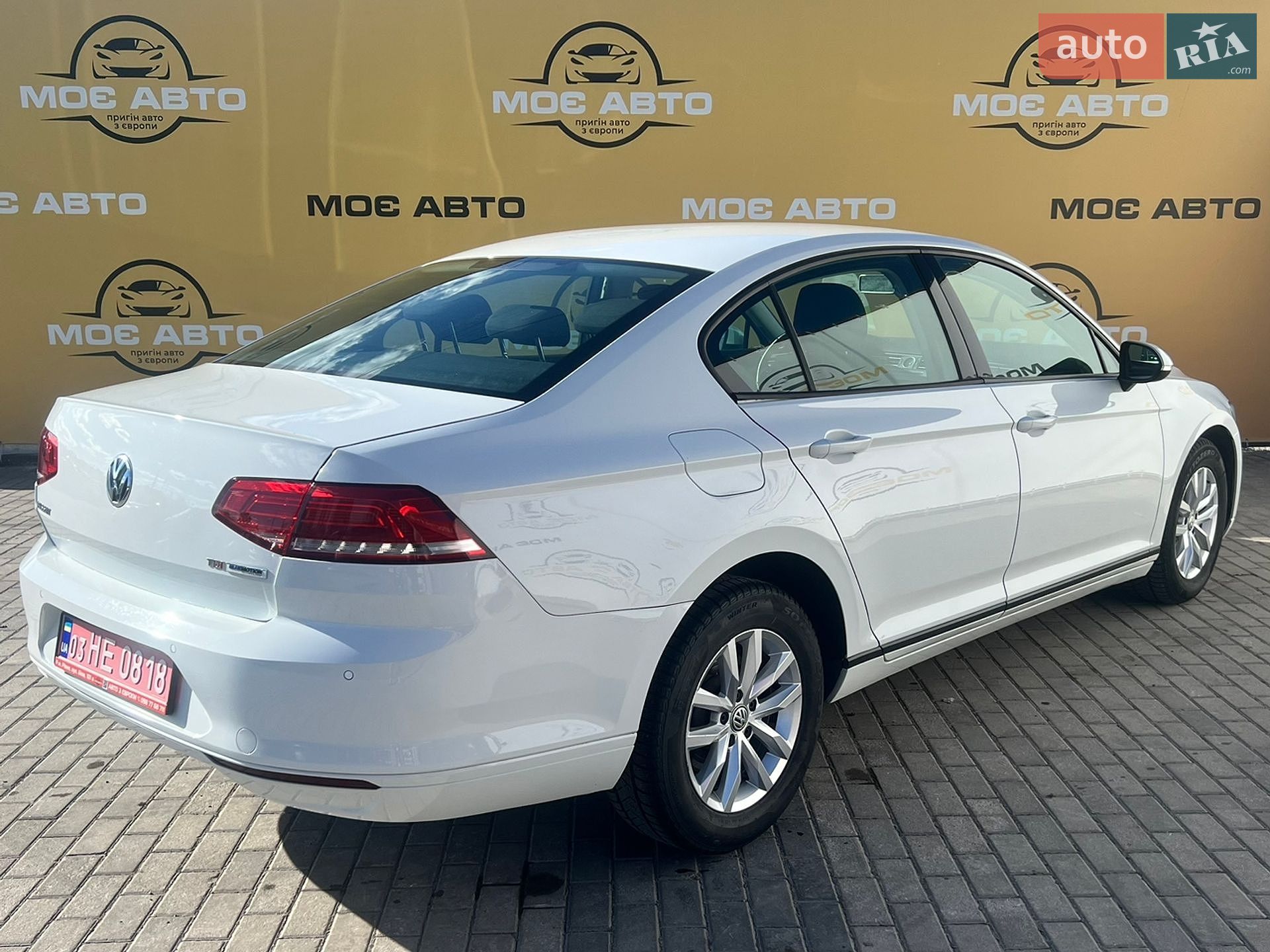 Volkswagen Passat 2017 VIN WVWZZZ3CZHE165527 фото оголошення 7 з 20