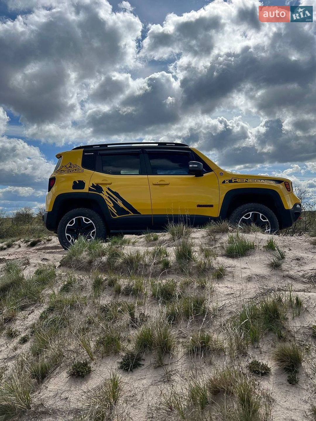 Jeep Renegade 2016 VIN ZACCJBCTXGPE18579 фото оголошення 8 з 27