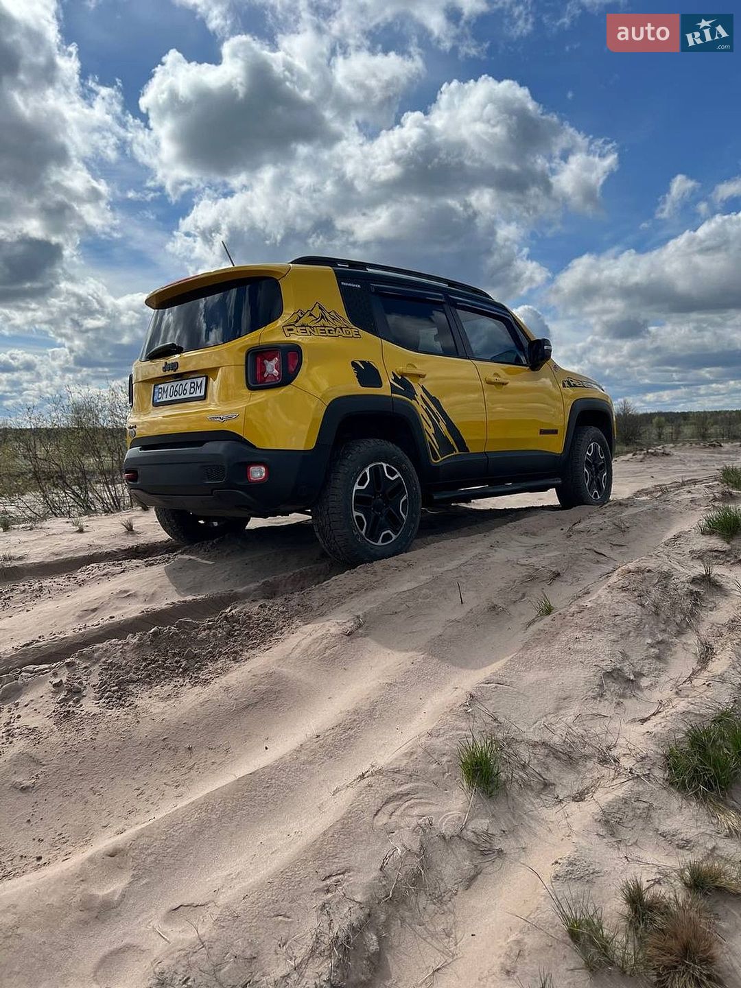 Jeep Renegade 2016 VIN ZACCJBCTXGPE18579 фото оголошення 11 з 27