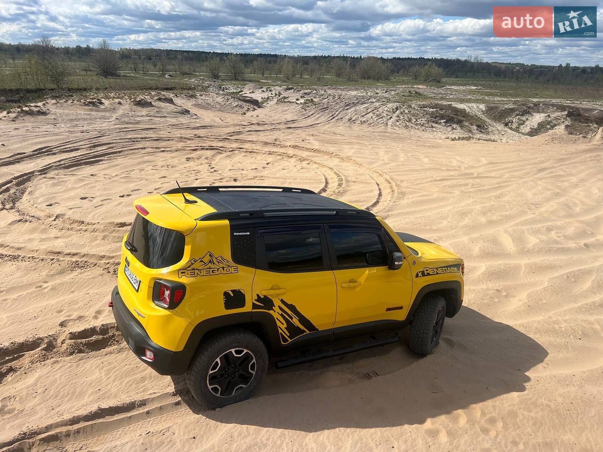 Jeep Renegade 2016 VIN ZACCJBCTXGPE18579 фото оголошення 15 з 27
