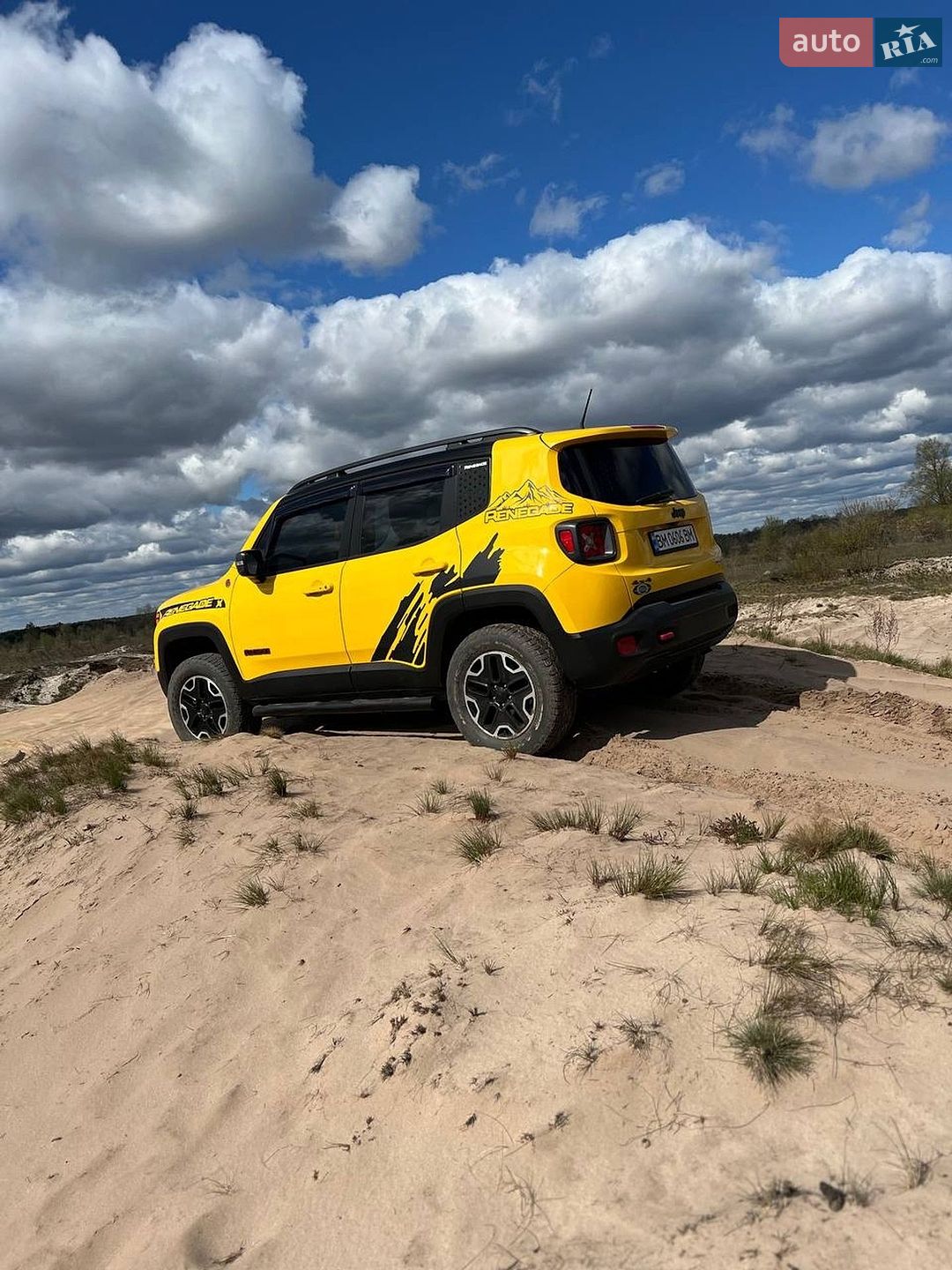 Jeep Renegade 2016 VIN ZACCJBCTXGPE18579 фото оголошення 16 з 27