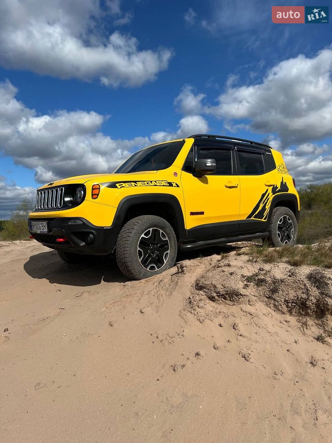 Jeep Renegade 2016 VIN ZACCJBCTXGPE18579 фото оголошення 18 з 27