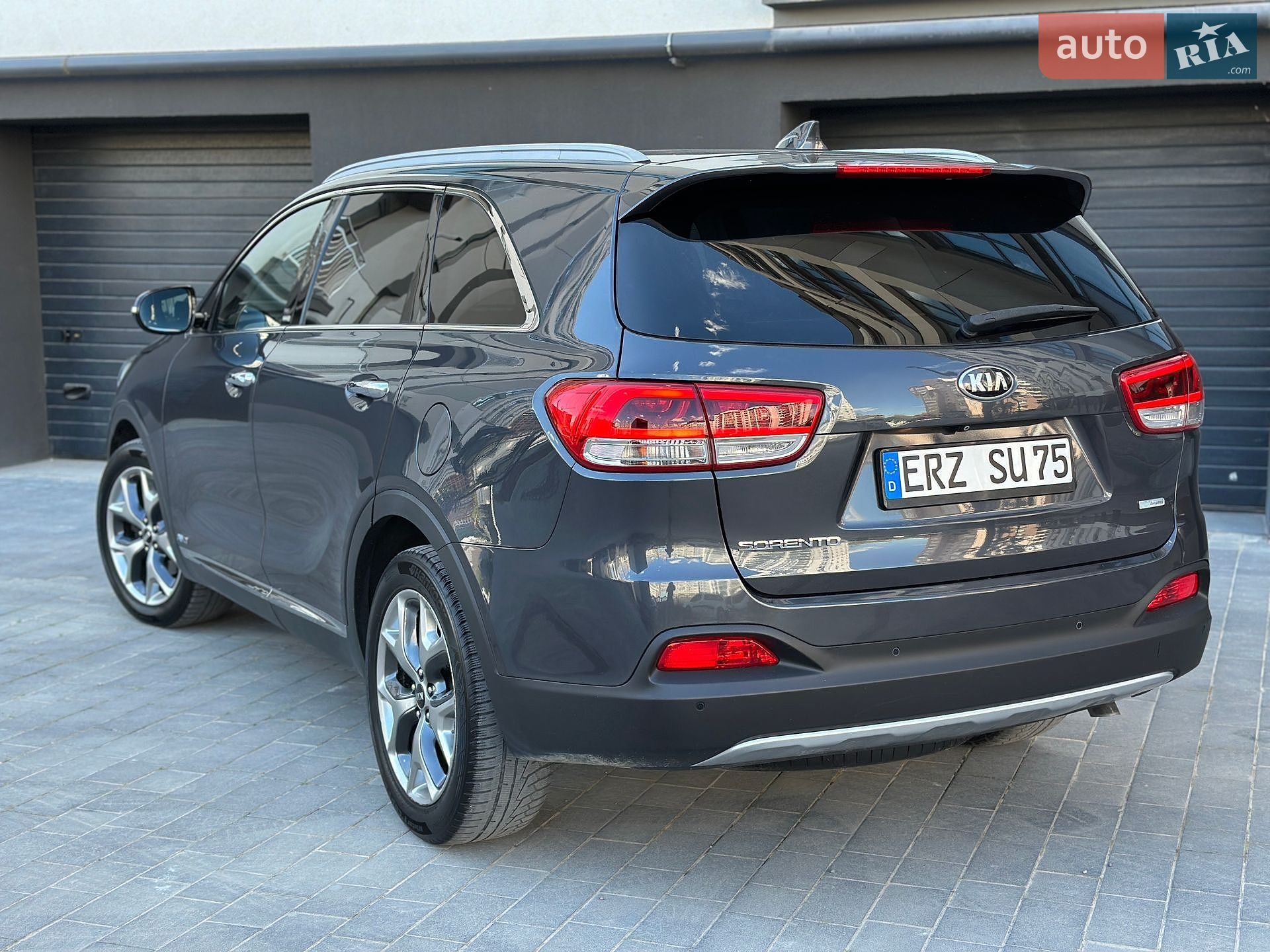 Kia Sorento 2015 VIN KNAPH81BDG5177900 фото оголошення 10 з 36