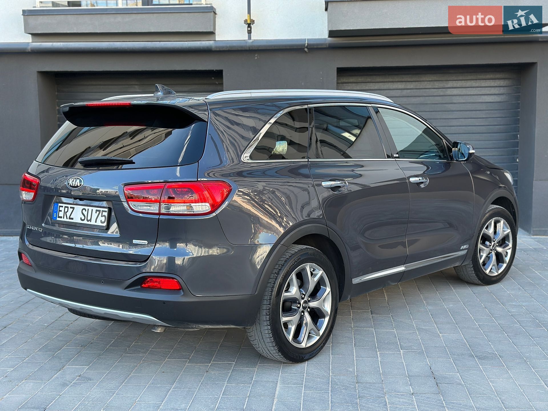 Kia Sorento 2015 VIN KNAPH81BDG5177900 фото оголошення 15 з 36