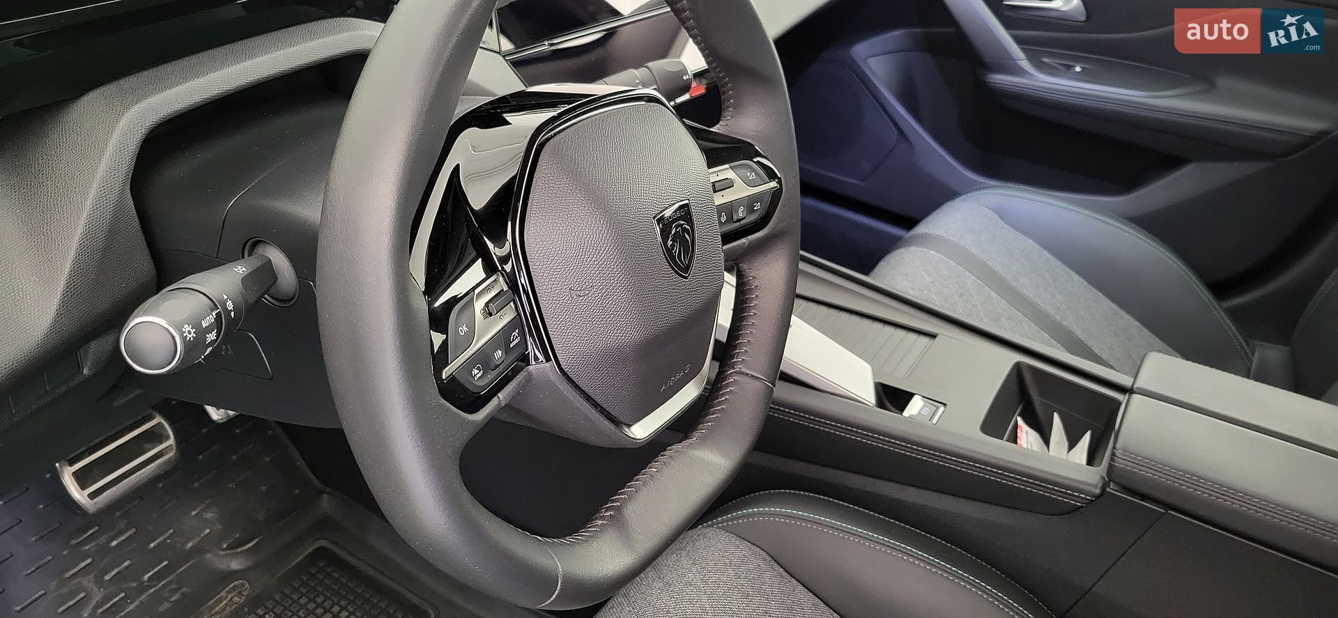 Peugeot 408 2023 VIN VR3F3EGPPPY613373 фото оголошення 16 з 35