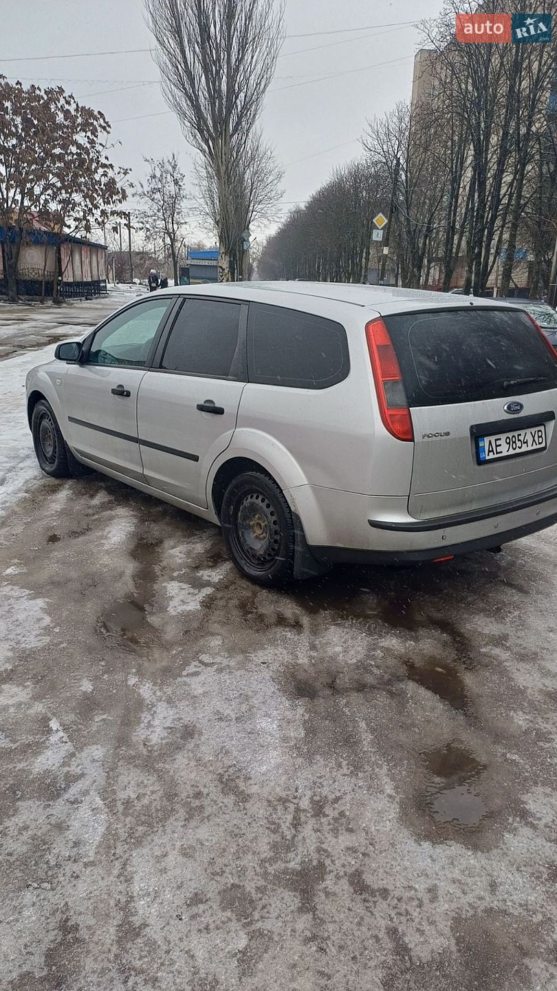 Ford Focus 2005 VIN WF0WXXGCDW5A58746 фото оголошення 2 з 4