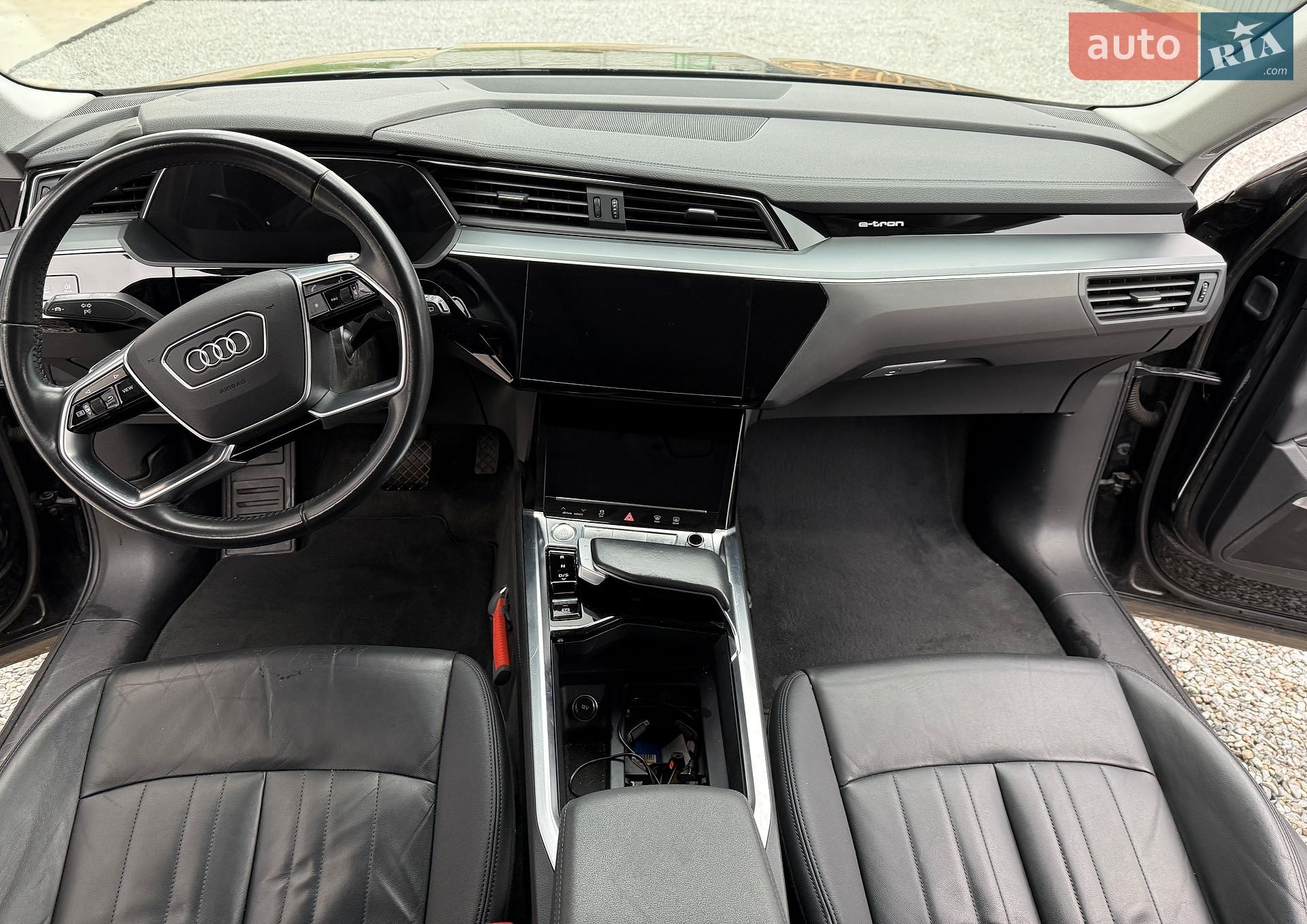 Audi e-tron 2020 VIN WAUZZZGE0LB037932 фото оголошення 16 з 30