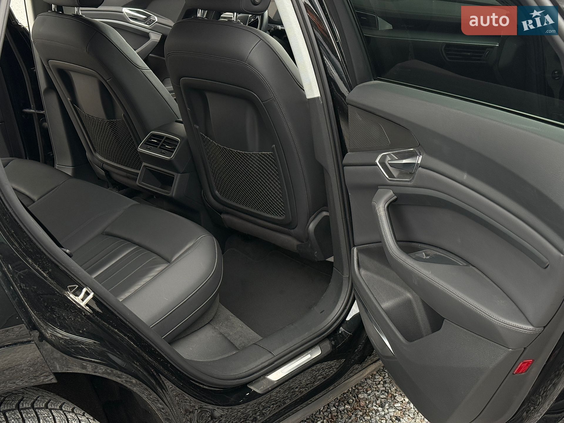 Audi e-tron 2020 VIN WAUZZZGE0LB037932 фото оголошення 21 з 30