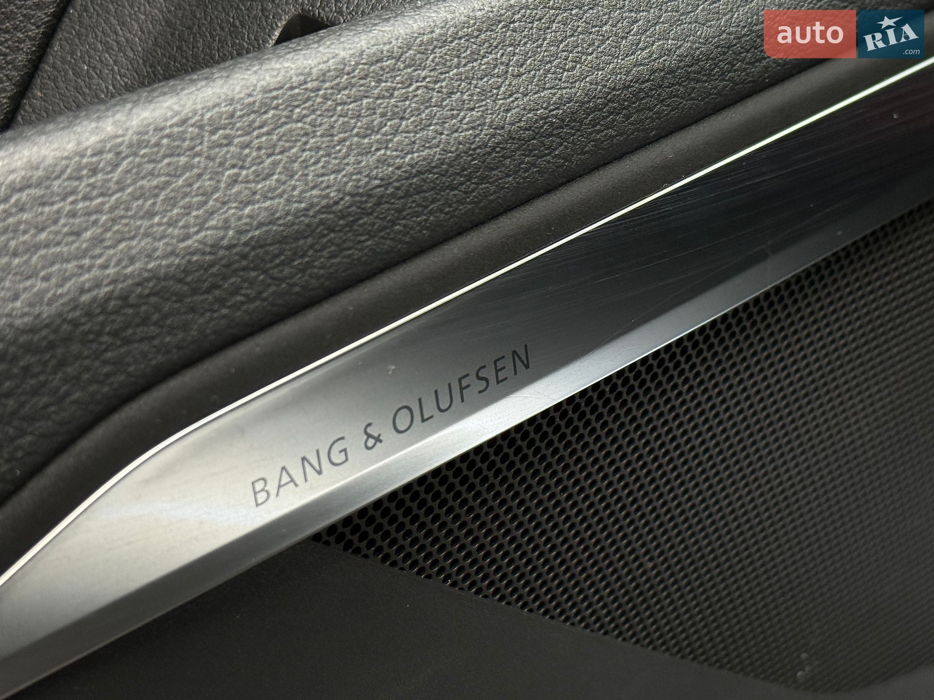 Audi e-tron 2020 VIN WAUZZZGE0LB037932 фото оголошення 25 з 30
