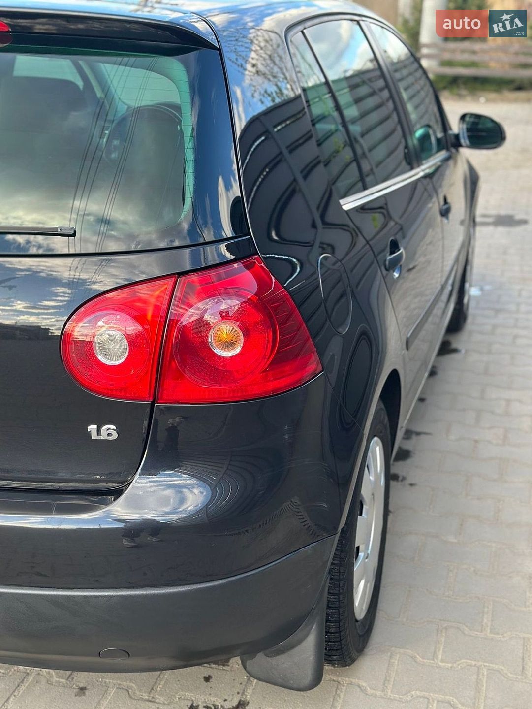 Volkswagen Golf 2005 VIN WVWZZZ1KZ6B085818 фото оголошення 10 з 21