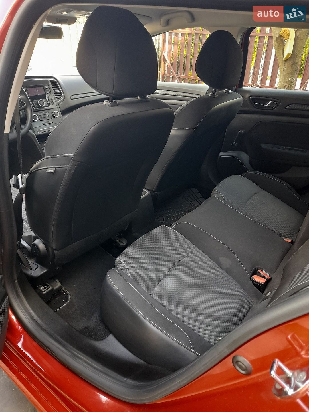 Renault Megane 2017 VIN VF1RFB00358889885 фото оголошення 25 з 47