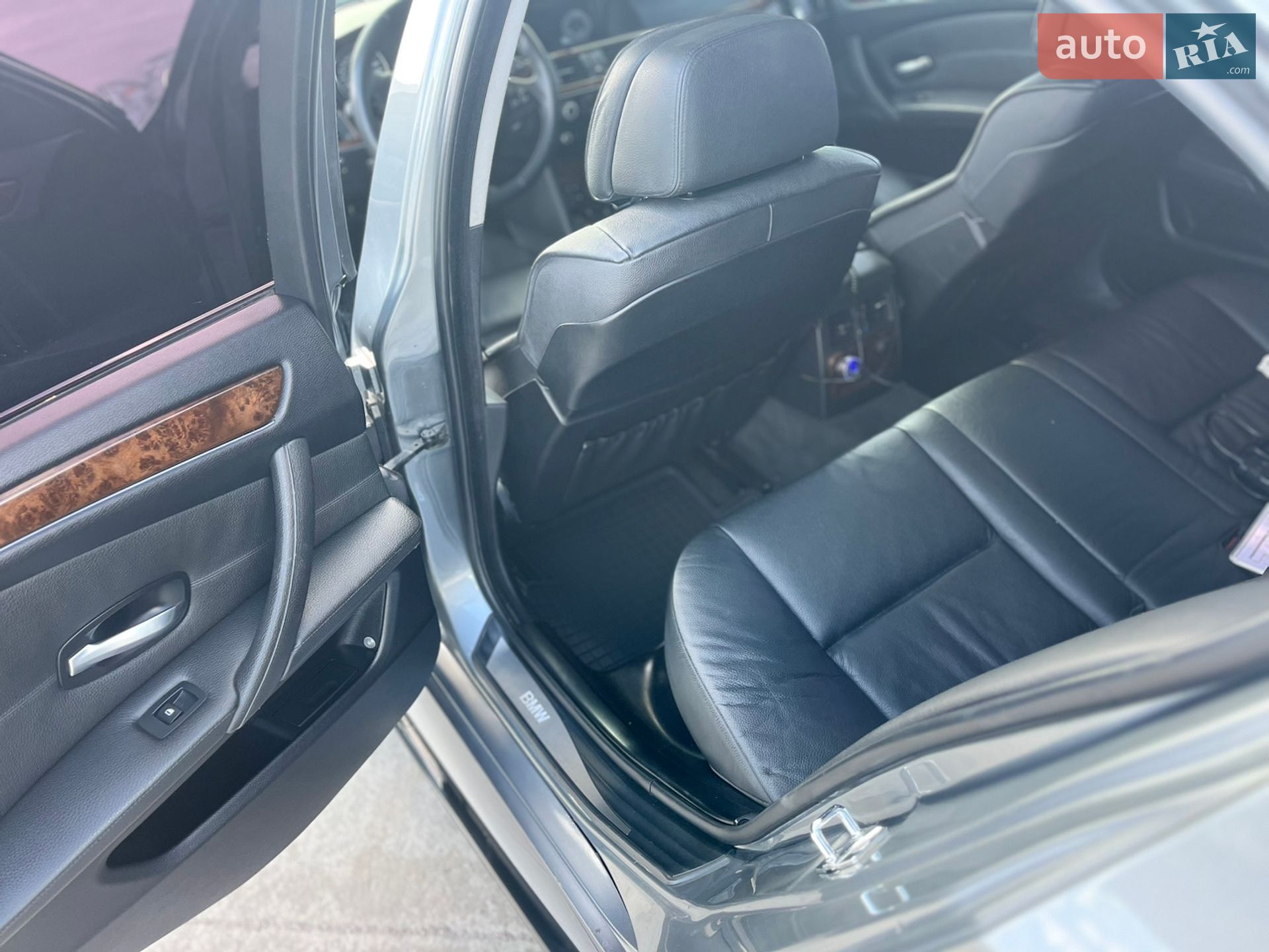 BMW 5 Series 2007 VIN WBANY71060CT71021 фото оголошення 8 з 31