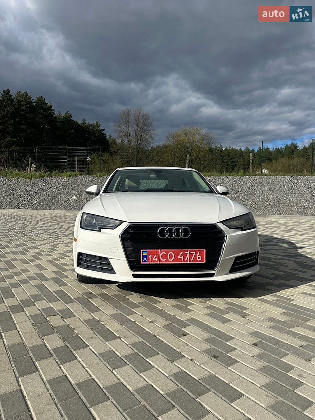 Audi A4 2017 VIN WAUGMAF46HN045765 фото оголошення 2 з 33