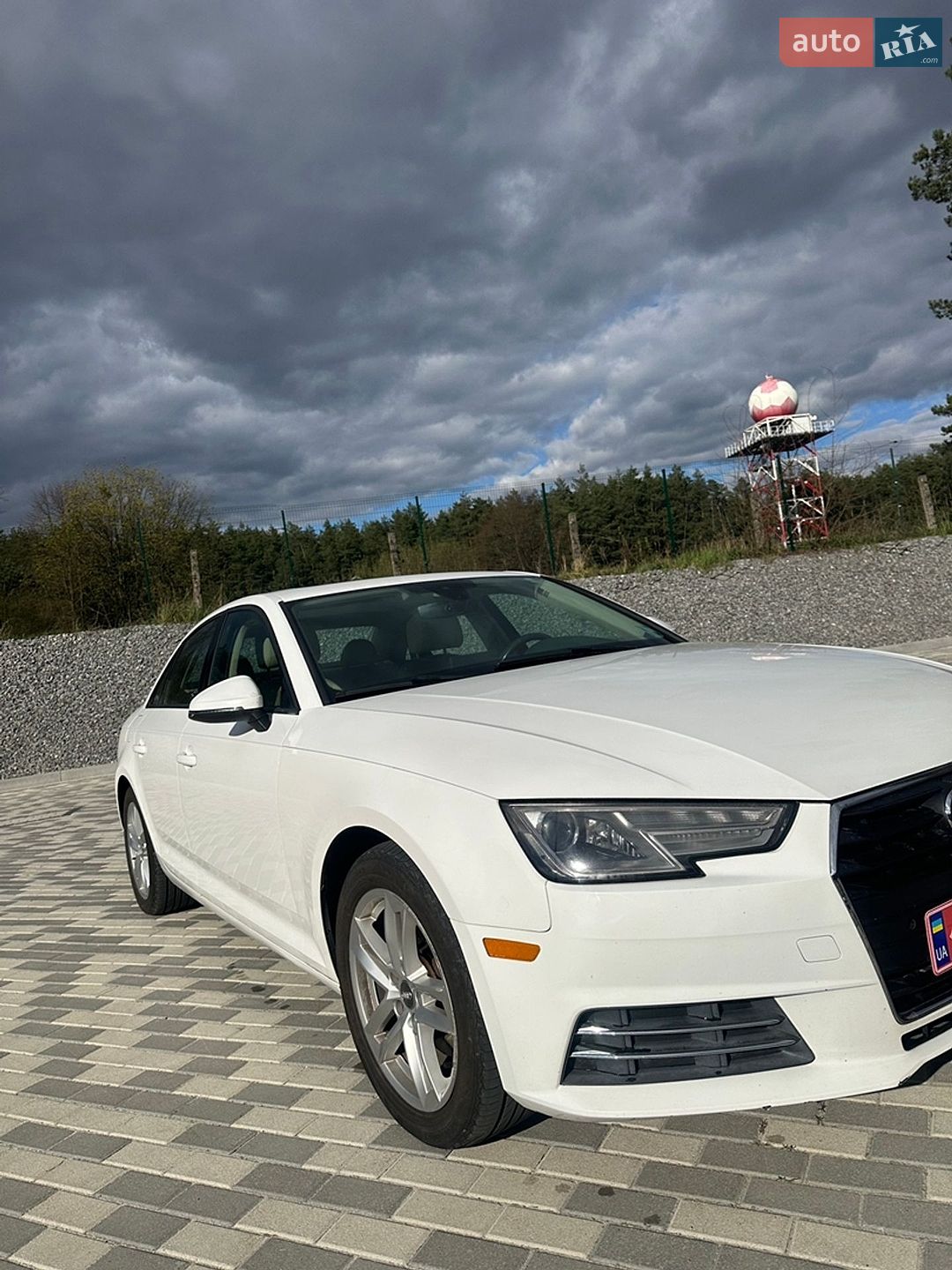 Audi A4 2017 VIN WAUGMAF46HN045765 фото оголошення 7 з 33