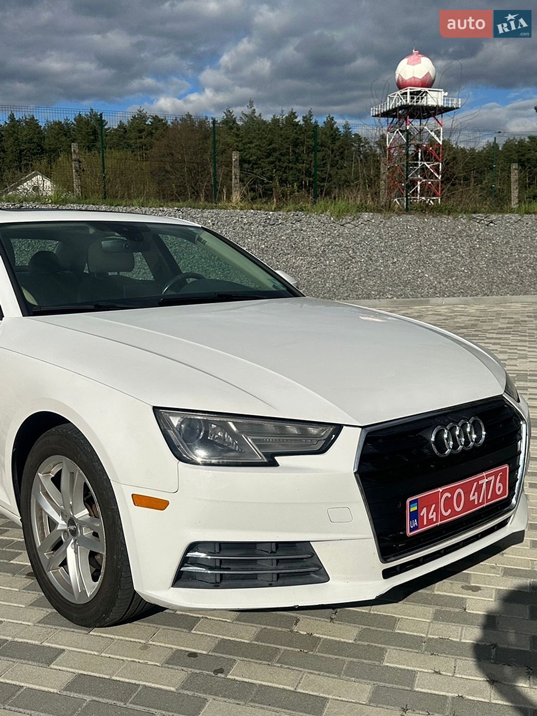Audi A4 2017 VIN WAUGMAF46HN045765 фото оголошення 13 з 33