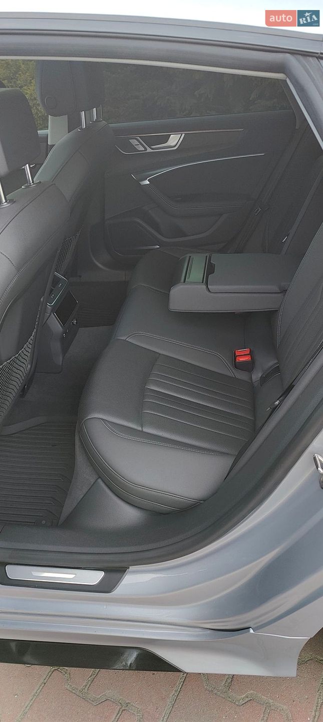 Audi A7 Sportback 2019 VIN WAUS2AF23KN081161 фото оголошення 3 з 52