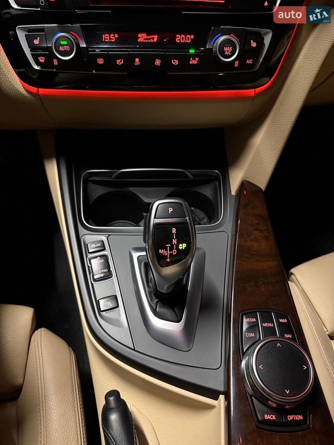 BMW 3 Series 2018 VIN WBA8D9C54JA615727 фото оголошення 18 з 28