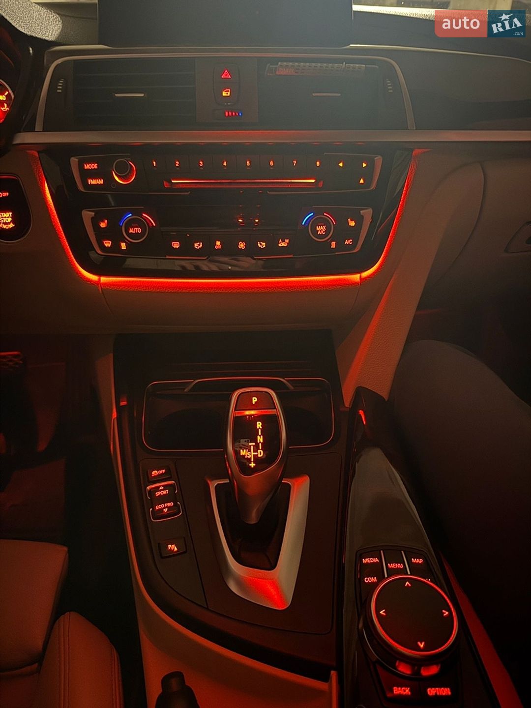 BMW 3 Series 2018 VIN WBA8D9C54JA615727 фото оголошення 23 з 28