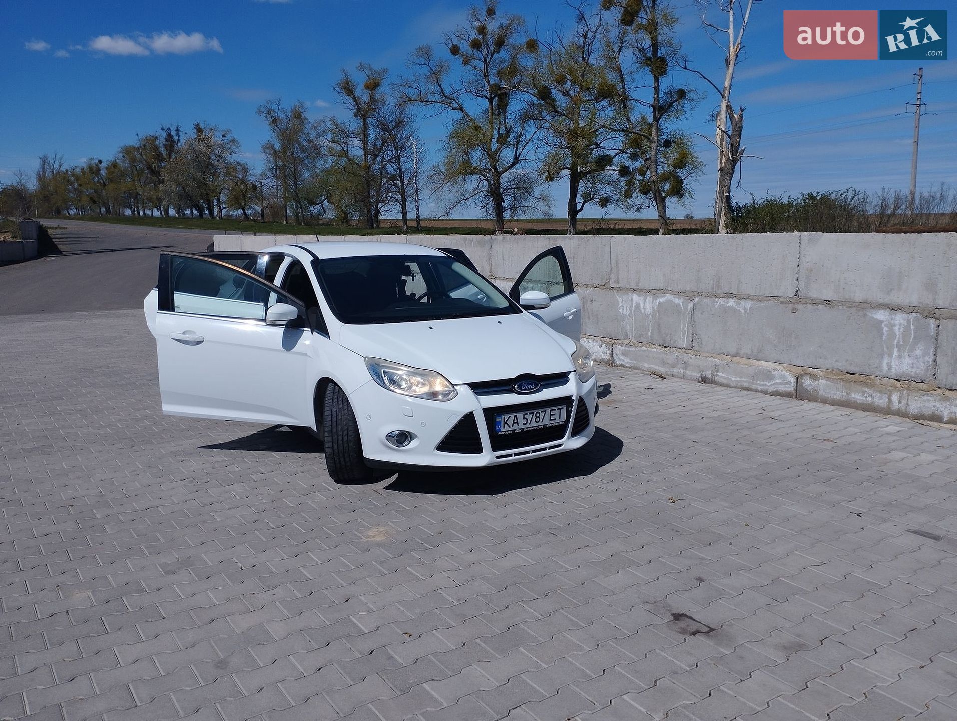 Ford Focus 2011 VIN WF0MXXGCBMBP32706 фото оголошення 5 з 32