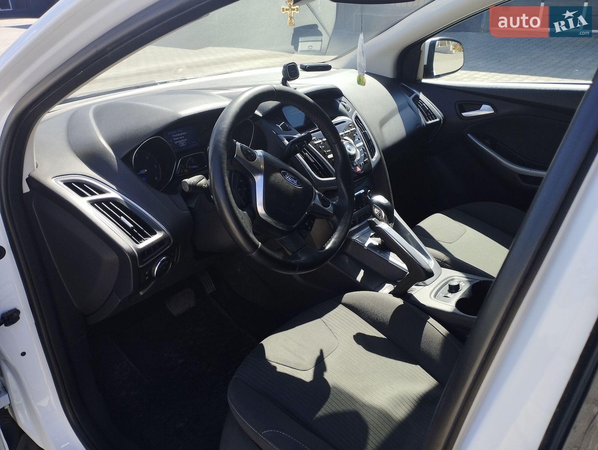 Ford Focus 2011 VIN WF0MXXGCBMBP32706 фото оголошення 8 з 32