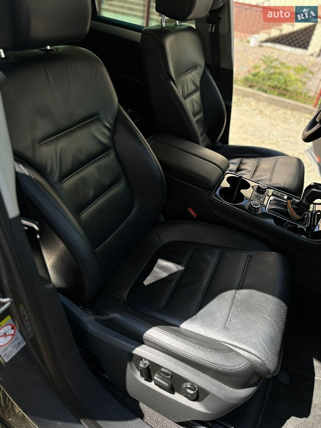 Volkswagen Touareg 2013 VIN WVGZZZ7PZDD026298 фото оголошення 25 з 27