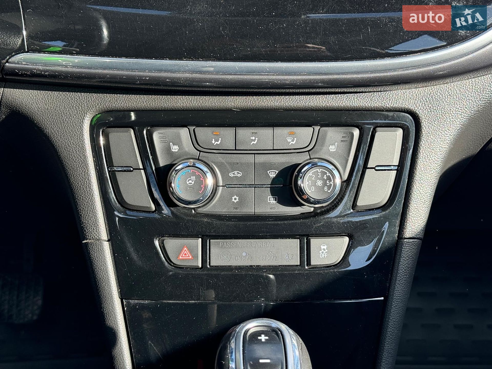 Opel Mokka 2018 VIN W0VJC7EC1JB662169 фото оголошення 27 з 29