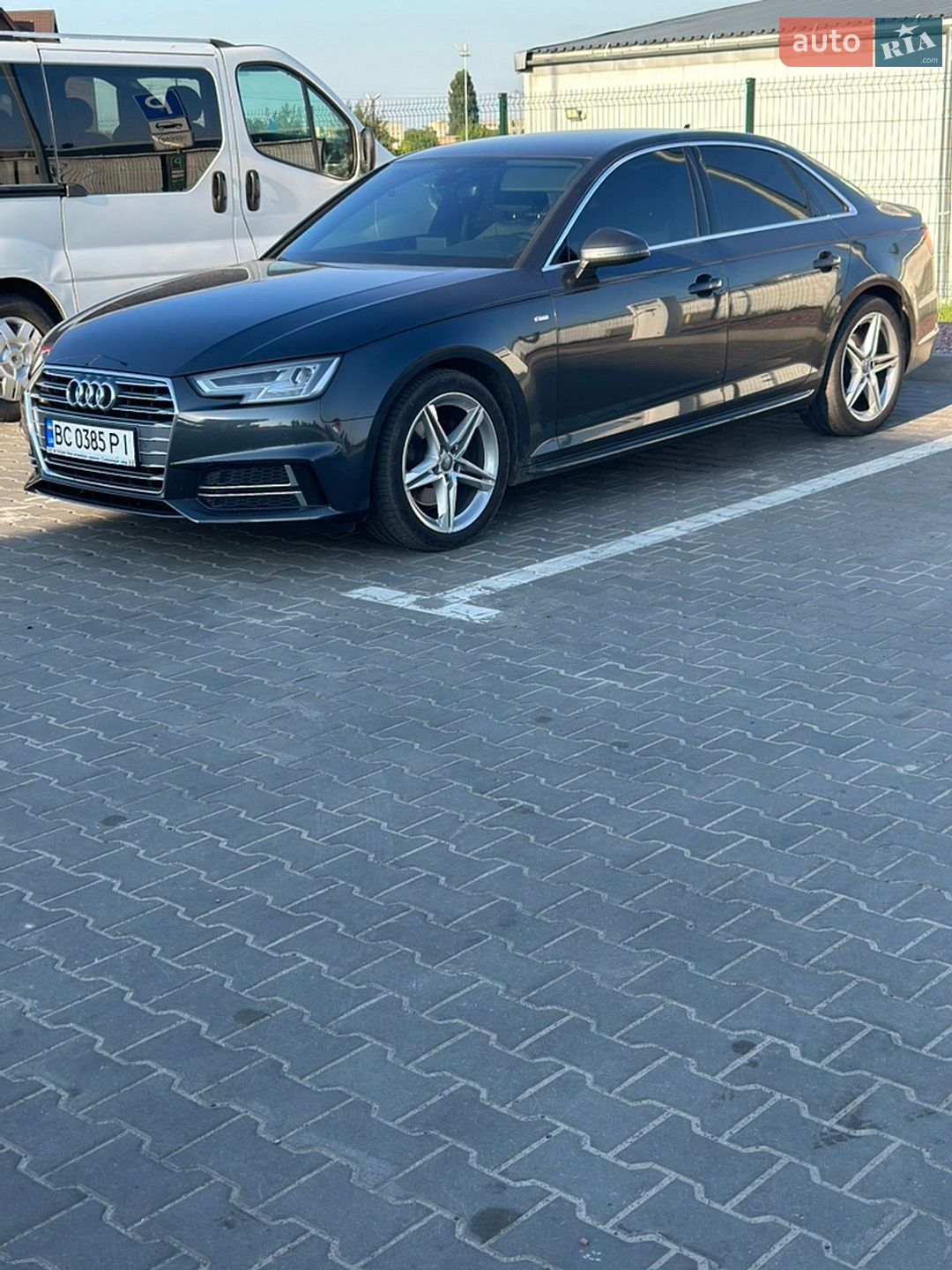Audi A4 2018 VIN WAUZZZF47JA189203 фото оголошення 20 з 20