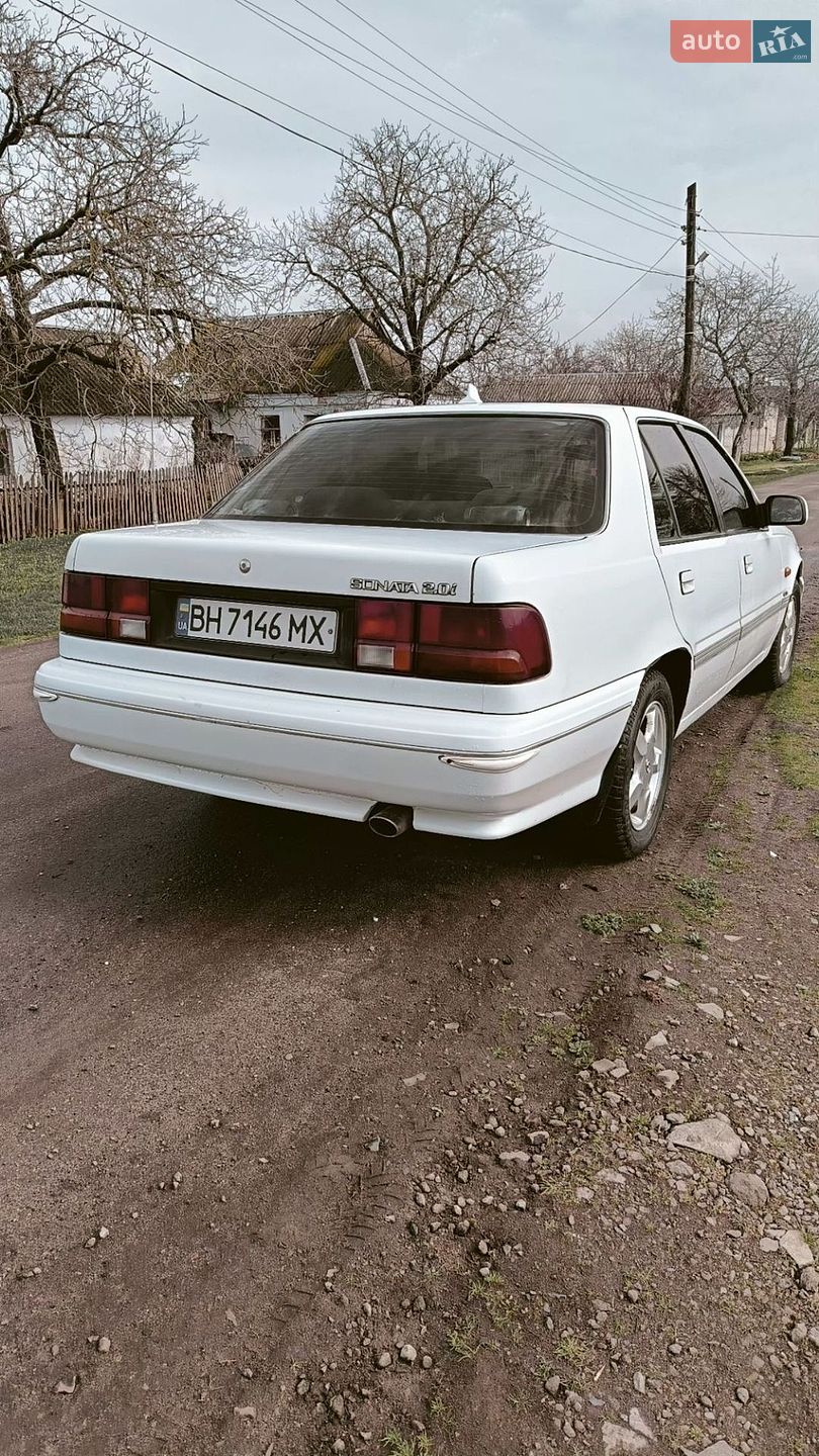 Hyundai Sonata 1993 VIN KMHBF31FPPU497498 фото оголошення 6 з 8