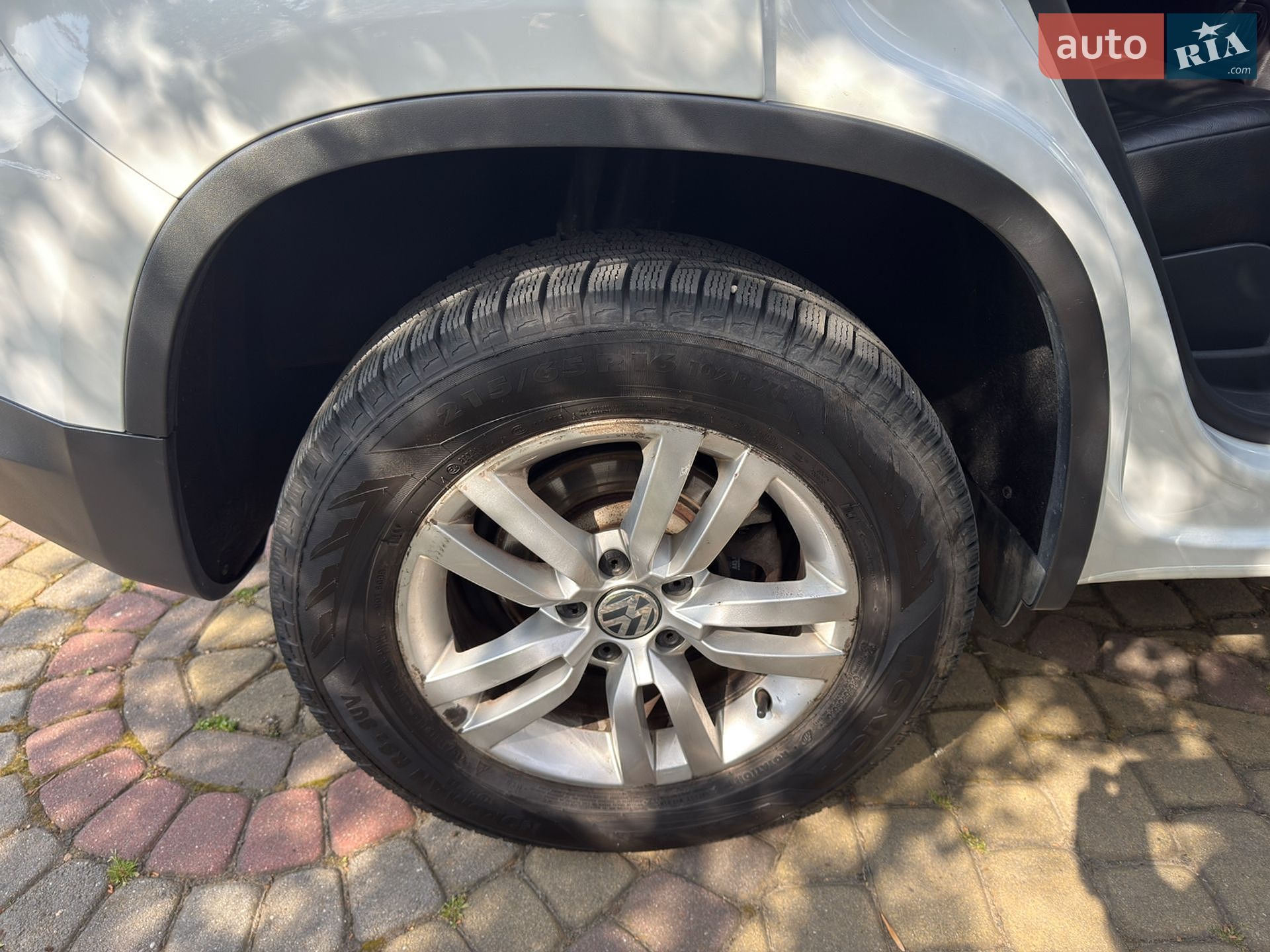 Volkswagen Tiguan 2014 VIN WVGBV7AX3FW503232 фото оголошення 5 з 32