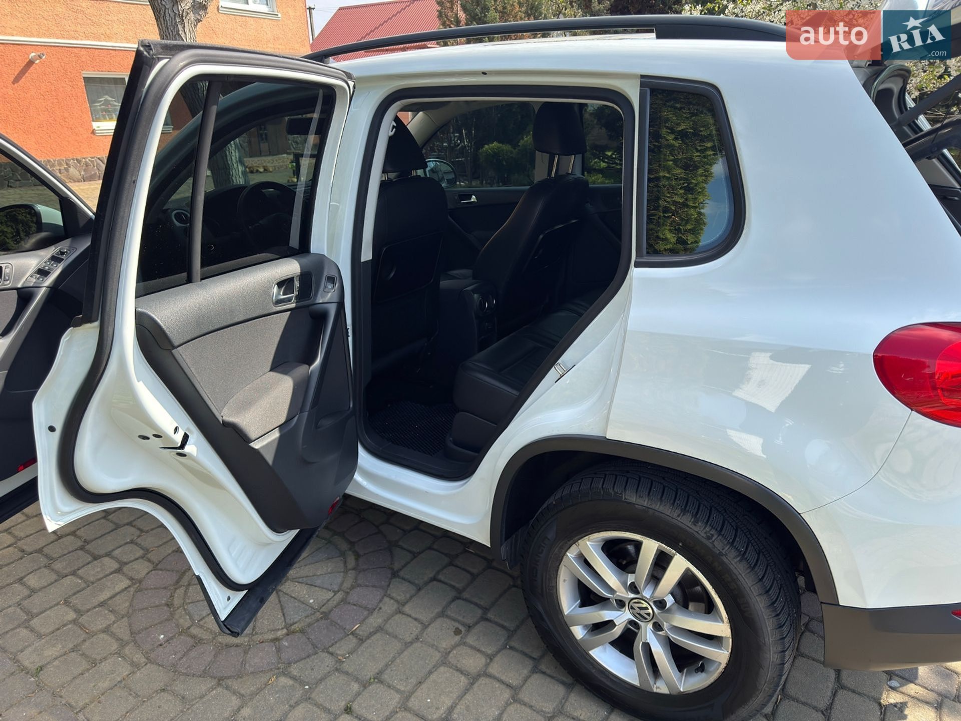 Volkswagen Tiguan 2014 VIN WVGBV7AX3FW503232 фото оголошення 27 з 32