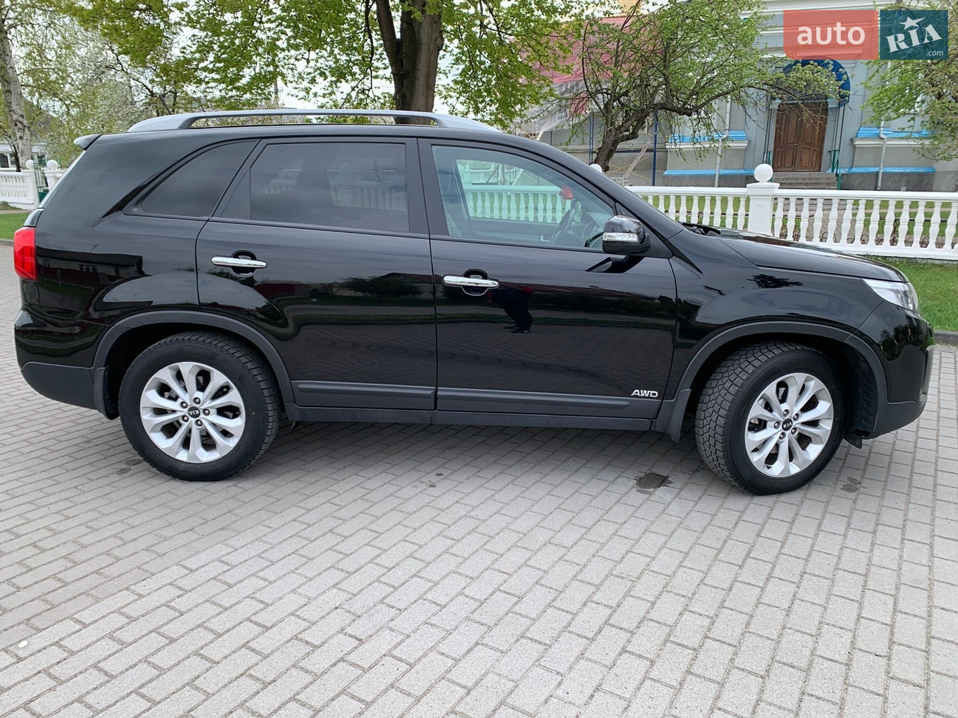 Kia Sorento 2013 VIN KNAKU814DD5361952 фото оголошення 5 з 39
