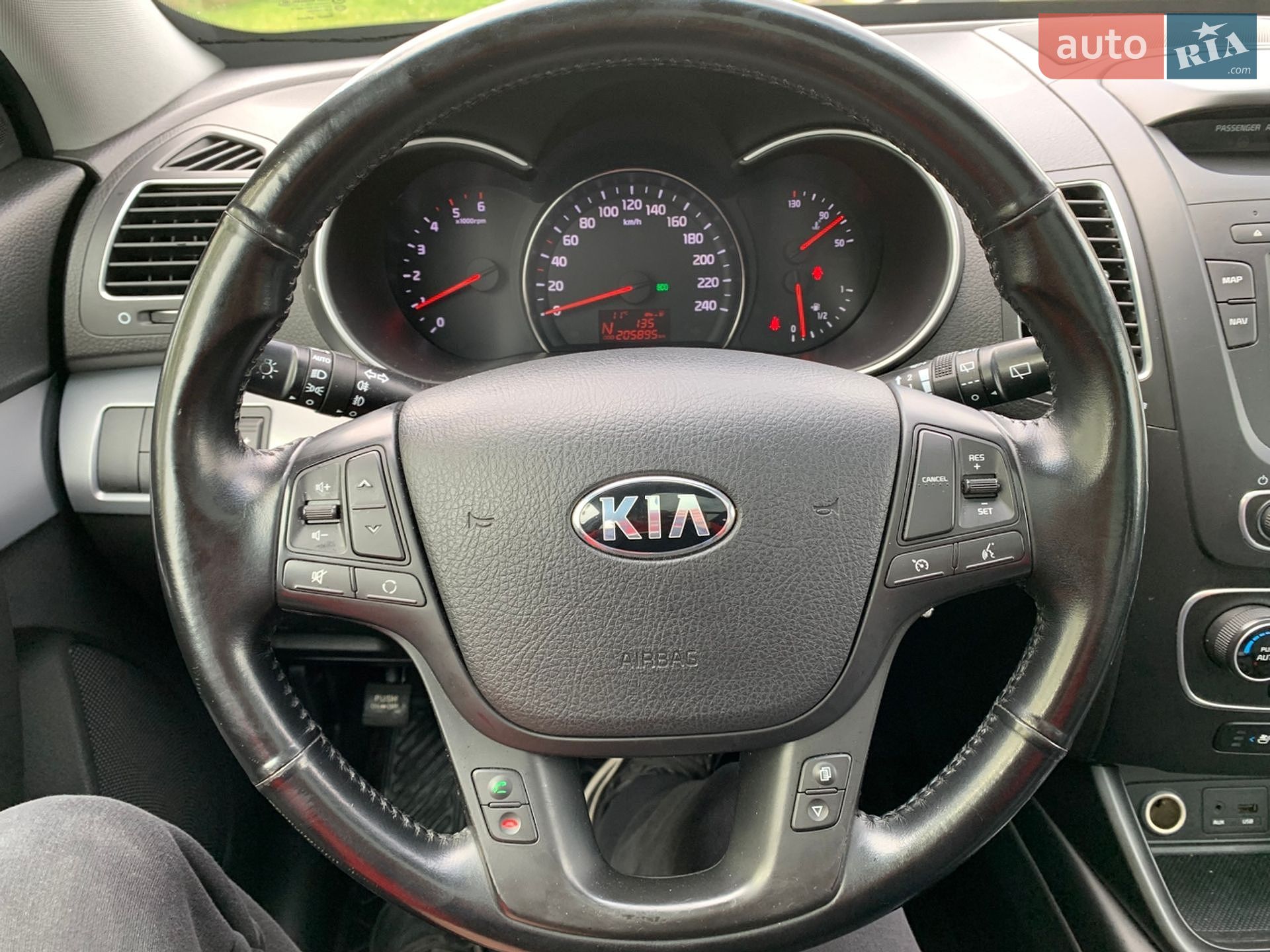 Kia Sorento 2013 VIN KNAKU814DD5361952 фото оголошення 30 з 39