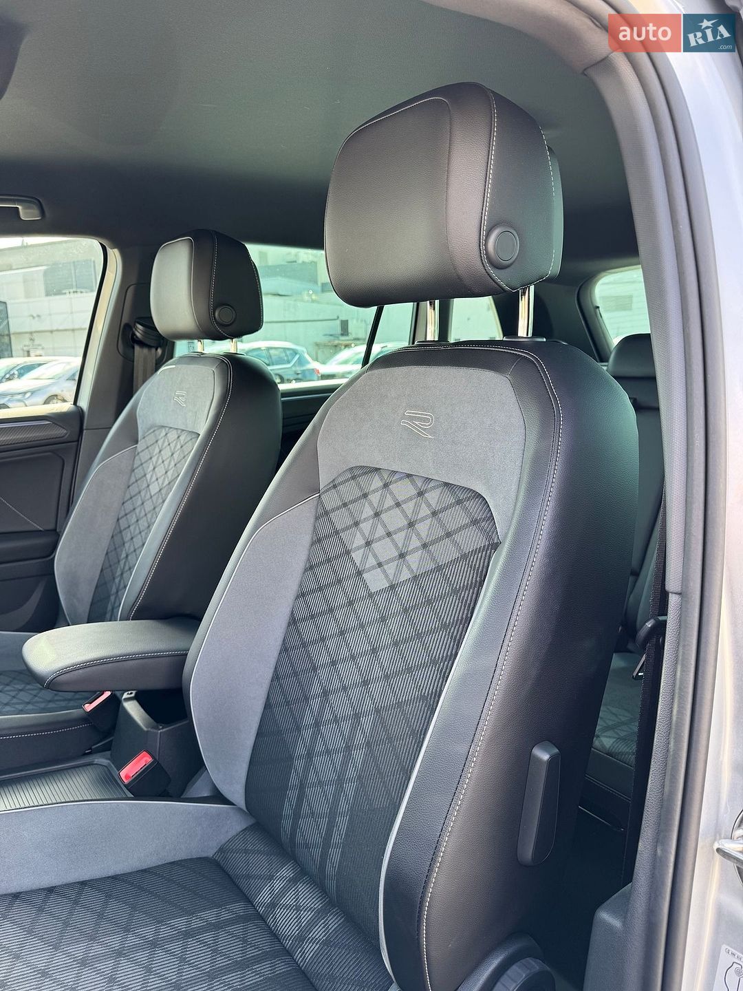 Volkswagen Tiguan 2022 VIN WVGZZZ5N8PW006086 фото оголошення 14 з 51
