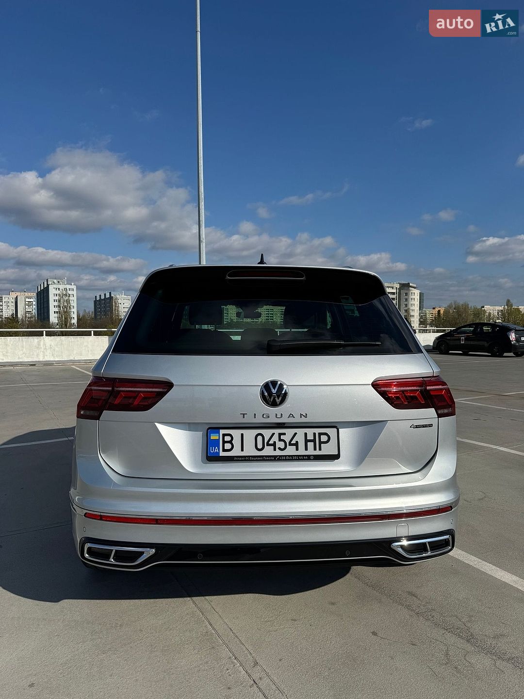 Volkswagen Tiguan 2022 VIN WVGZZZ5N8PW006086 фото оголошення 9 з 51