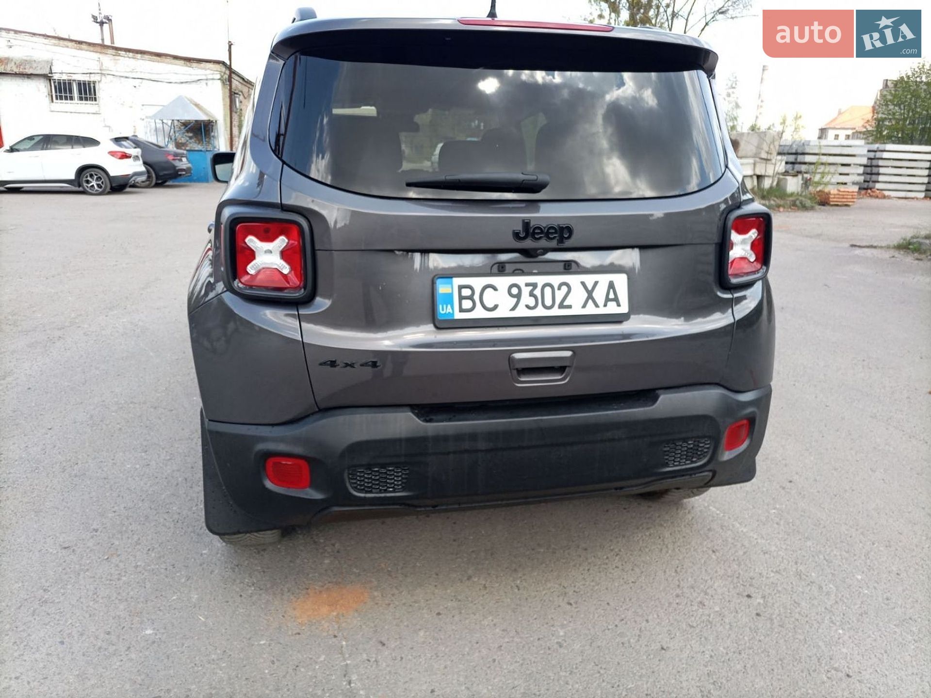 Jeep Renegade 2020 VIN ZACNJDAB1MPM27128 фото оголошення 6 з 28