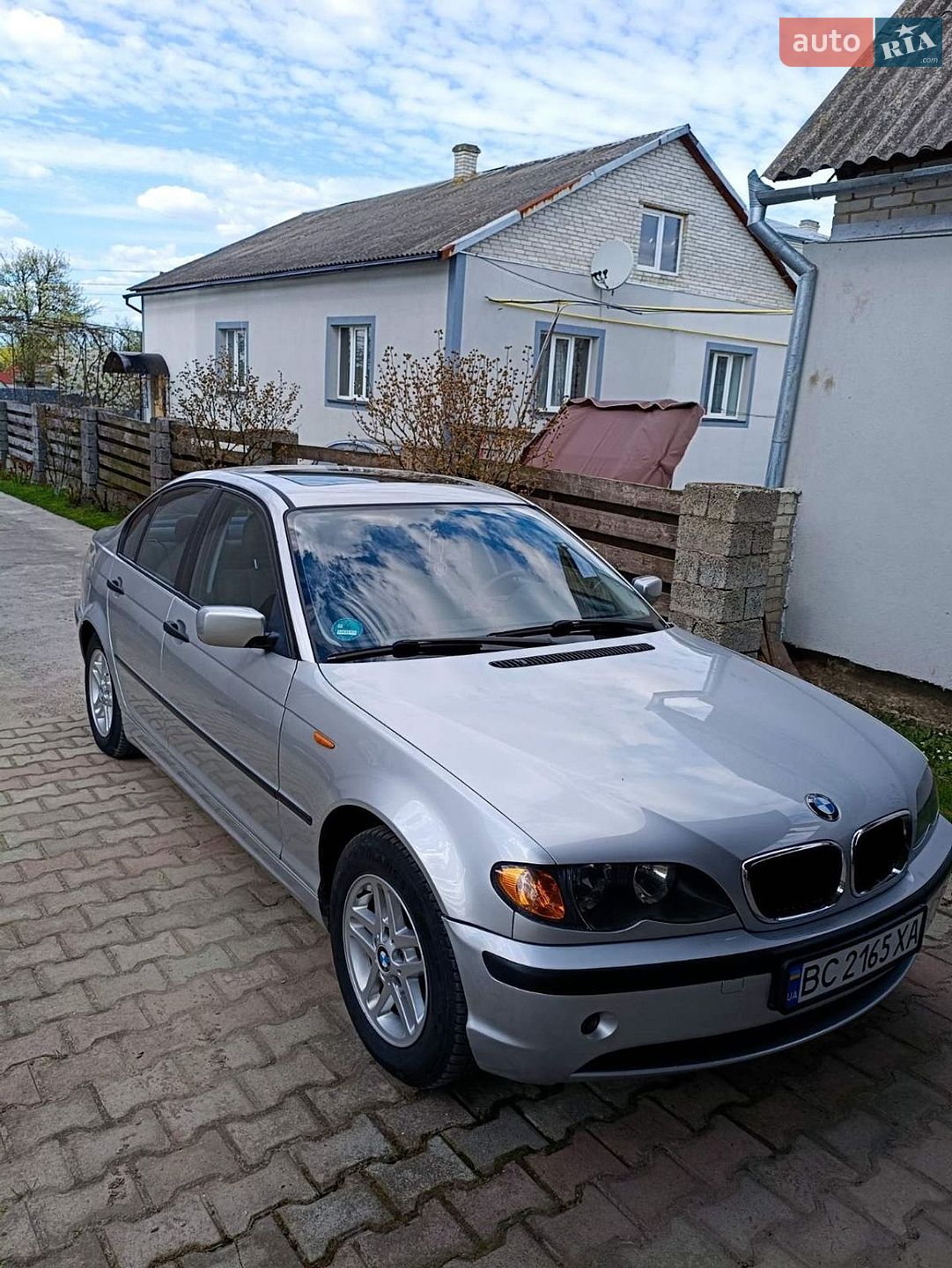 BMW 3 Series 2004 VIN WBAEY31010KS50931 фото оголошення 18 з 19