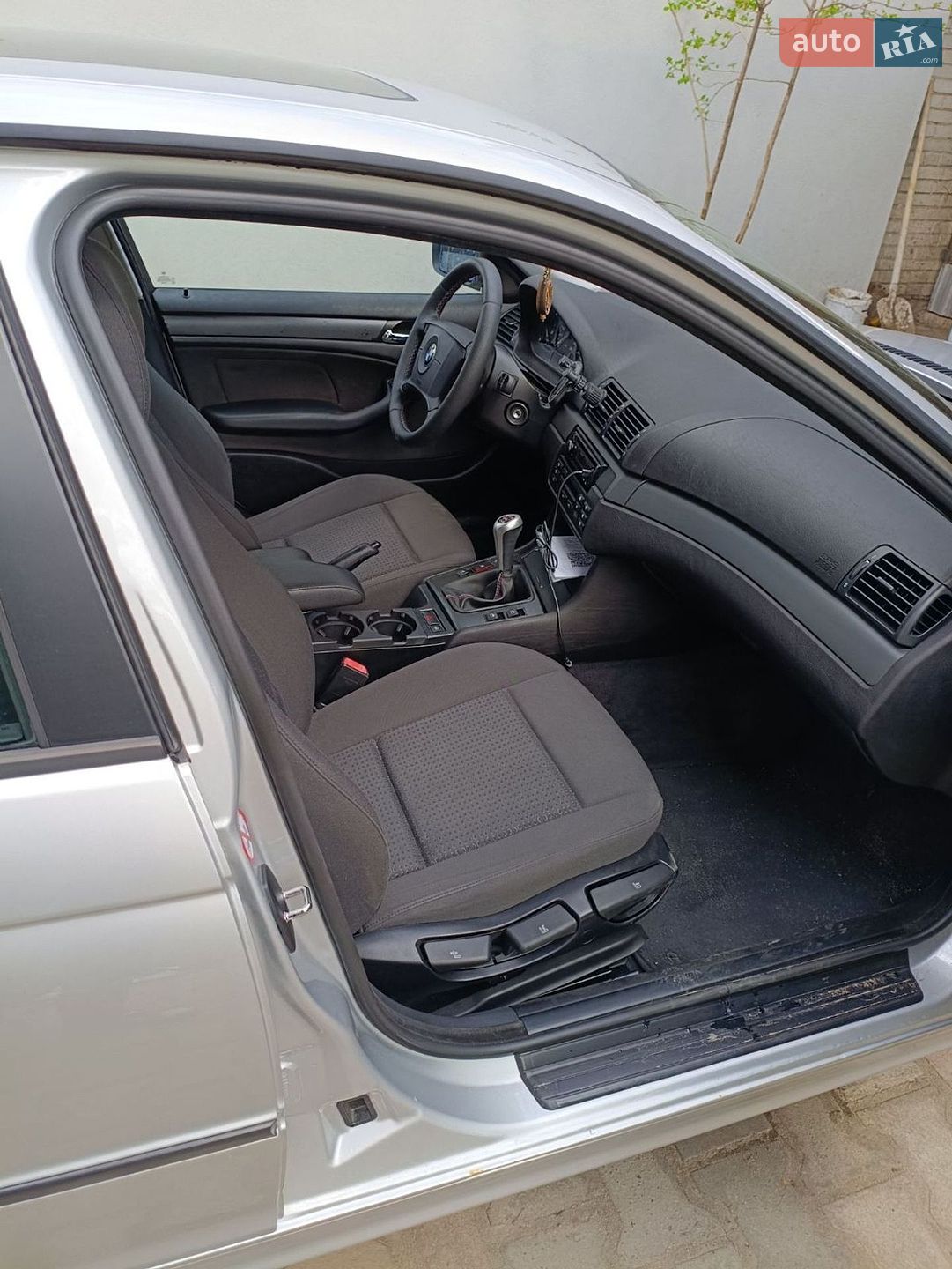 BMW 3 Series 2004 VIN WBAEY31010KS50931 фото оголошення 13 з 19