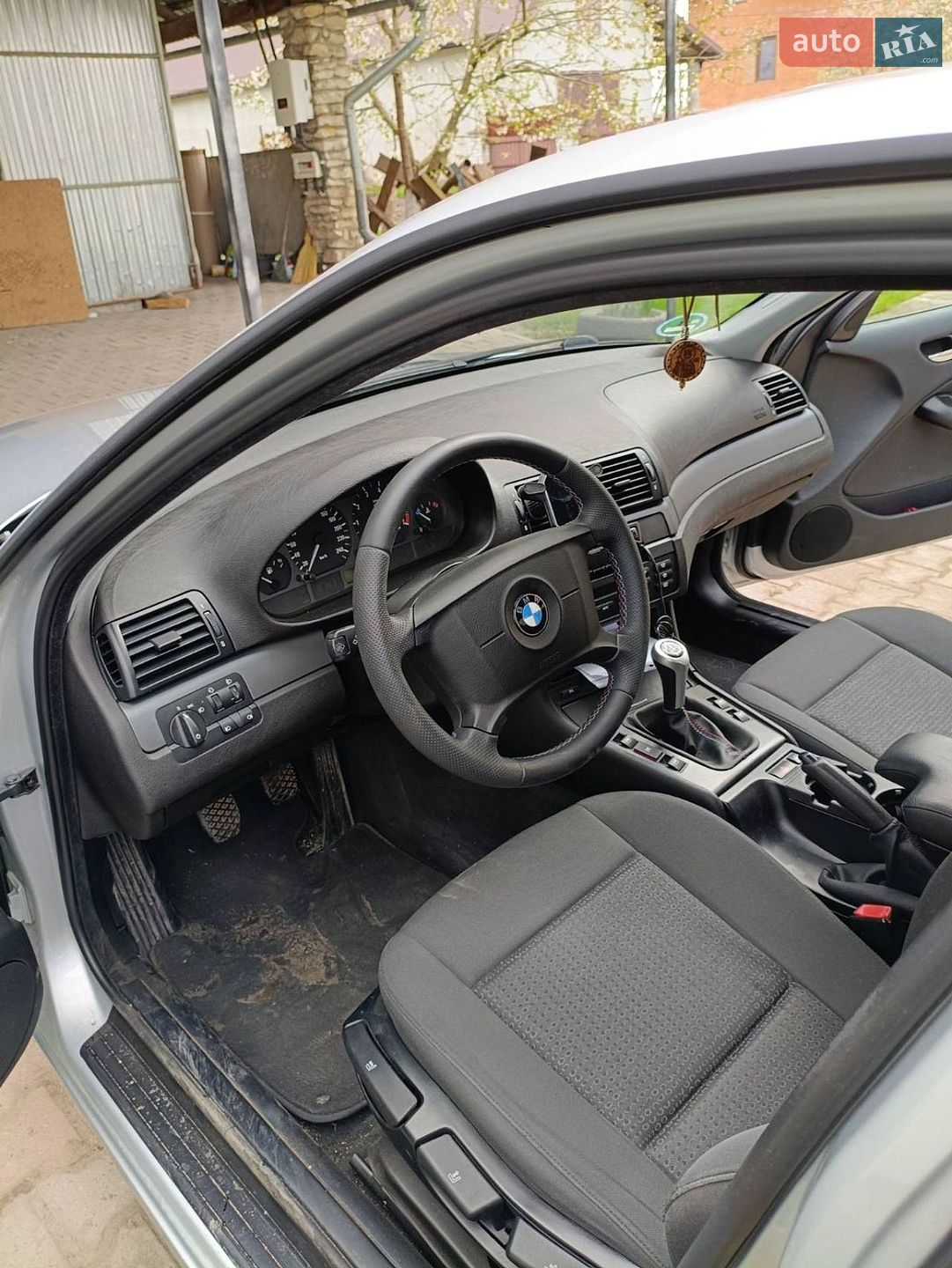 BMW 3 Series 2004 VIN WBAEY31010KS50931 фото оголошення 15 з 19