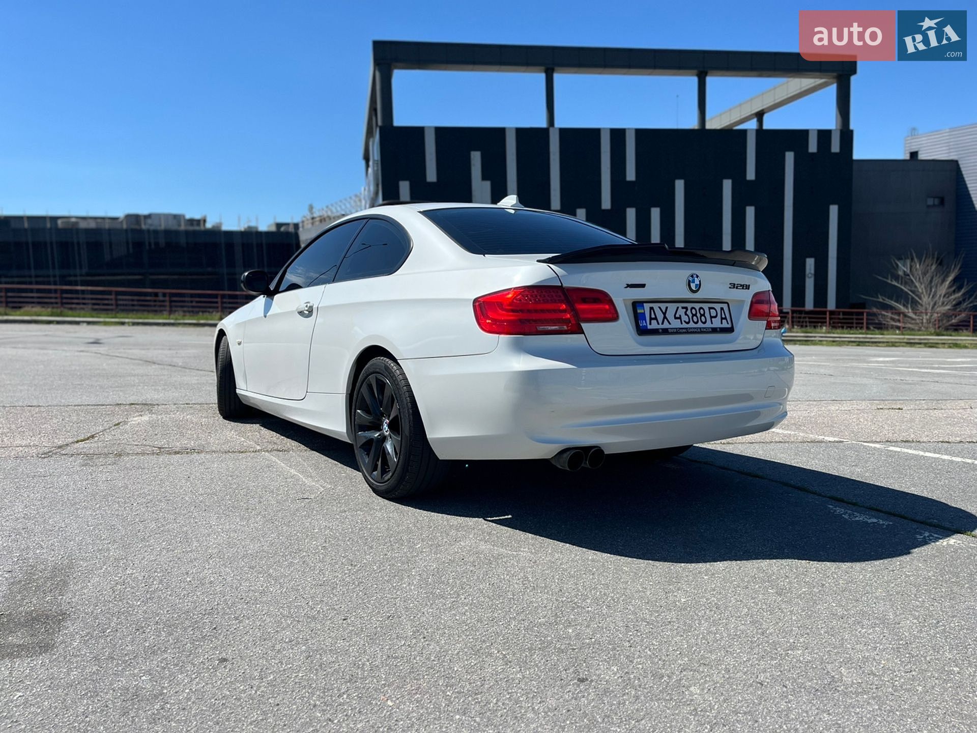 BMW 3 Series 2011 VIN WBAKF3C52BE793188 фото оголошення 10 з 27