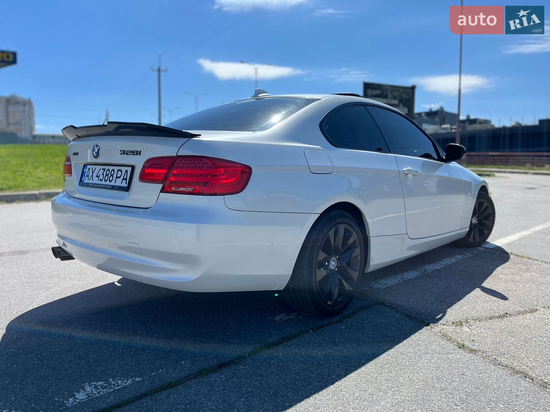 BMW 3 Series 2011 VIN WBAKF3C52BE793188 фото оголошення 11 з 27
