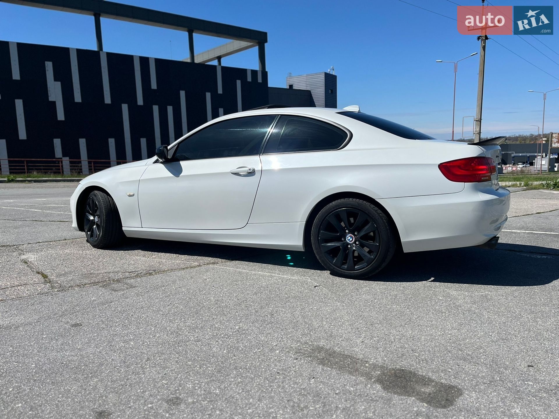 BMW 3 Series 2011 VIN WBAKF3C52BE793188 фото оголошення 5 з 27