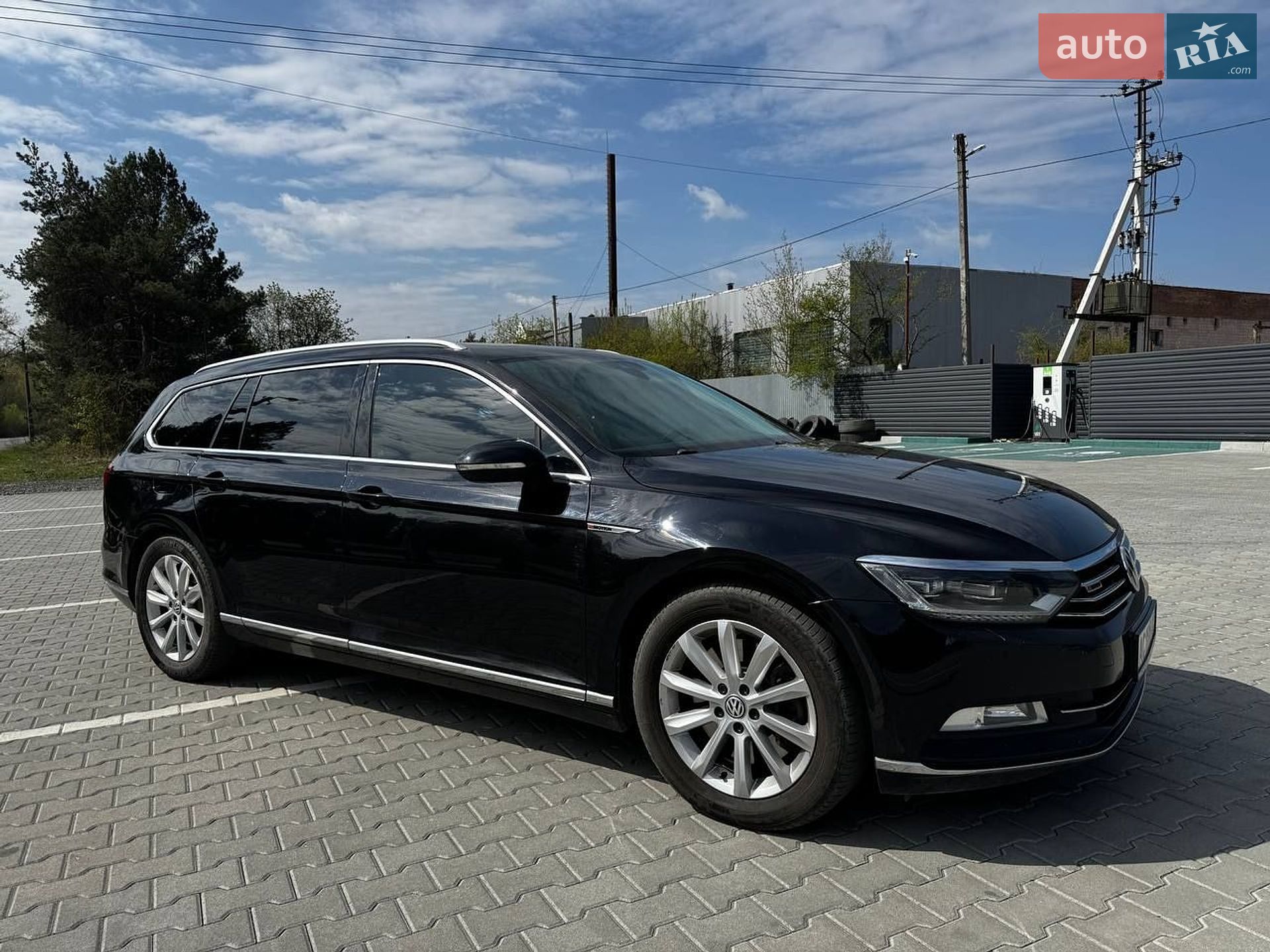 Volkswagen Passat 2016 VIN WVWZZZ3CZGP030943 фото оголошення 9 з 31