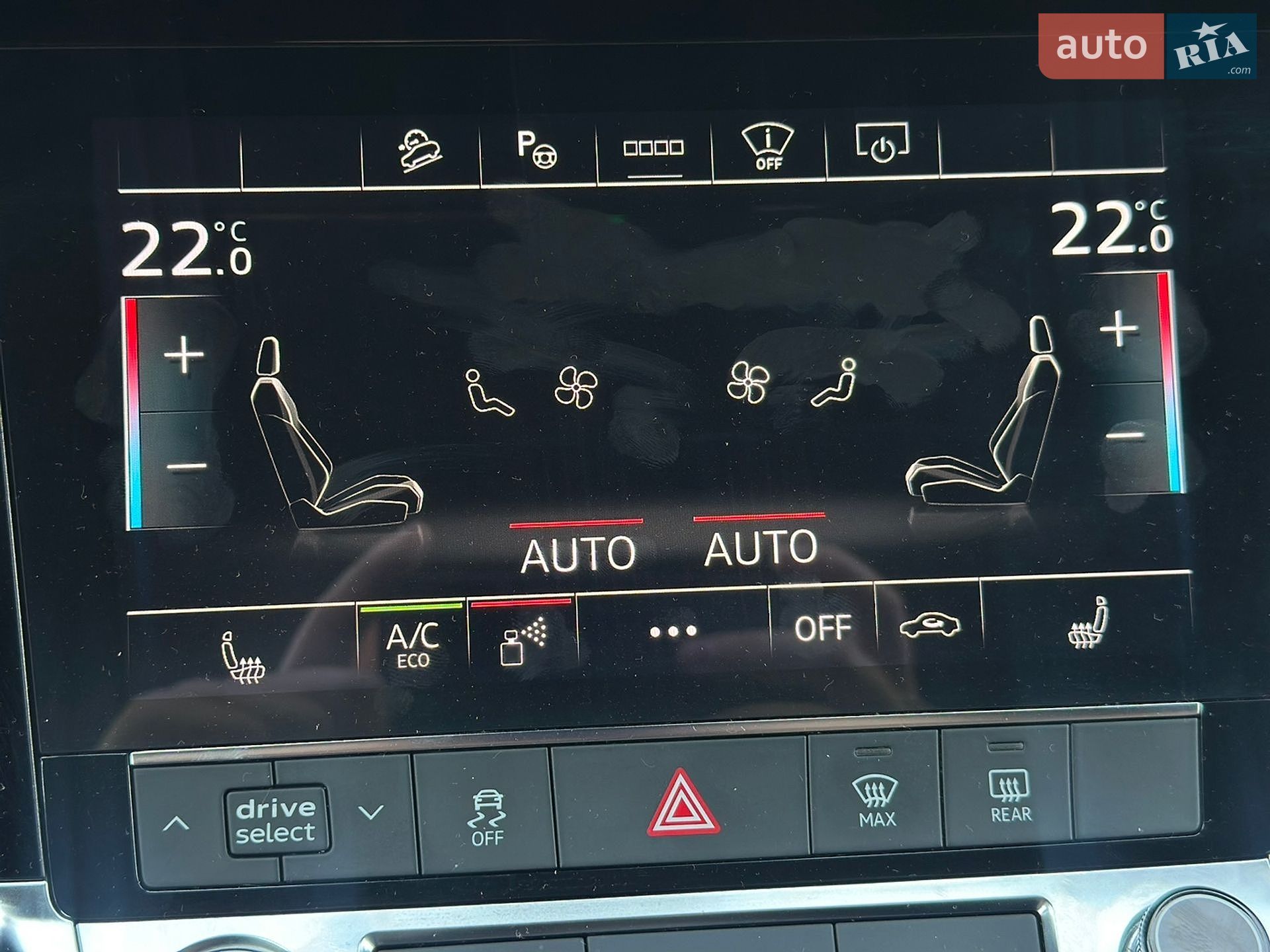 Audi e-tron Sportback 2020 VIN WAUZZZGE4MB011898 фото оголошення 14 з 17
