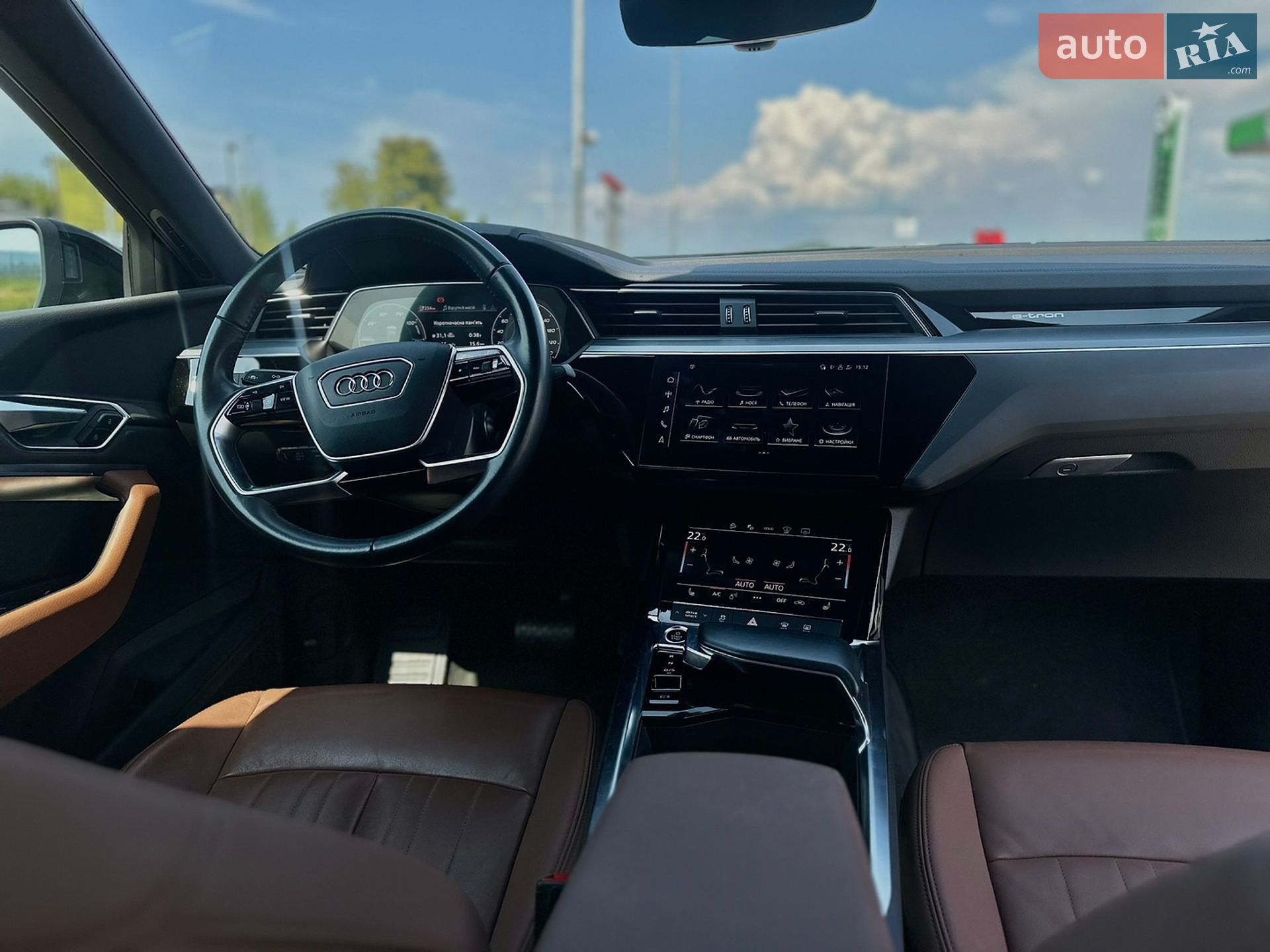 Audi e-tron Sportback 2020 VIN WAUZZZGE4MB011898 фото оголошення 15 з 17