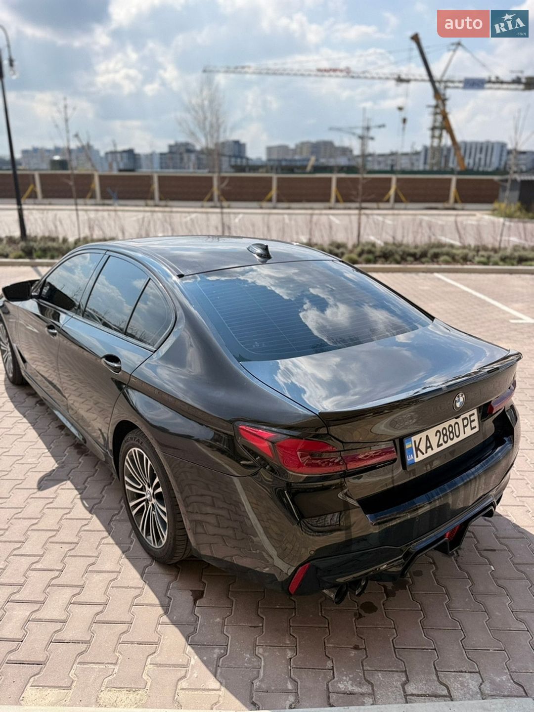 BMW 5 Series 2019 VIN WBAJA9C55KB392765 фото оголошення 6 з 15
