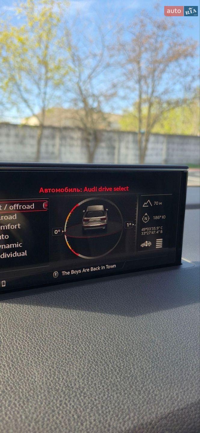Audi Q7 2019 VIN WA1VAAF74KD030296 фото оголошення 35 з 53