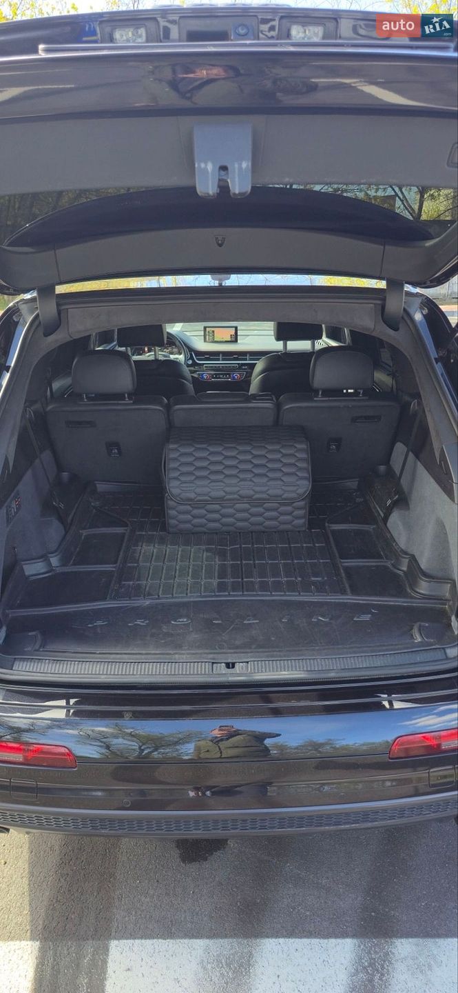 Audi Q7 2019 VIN WA1VAAF74KD030296 фото оголошення 49 з 53