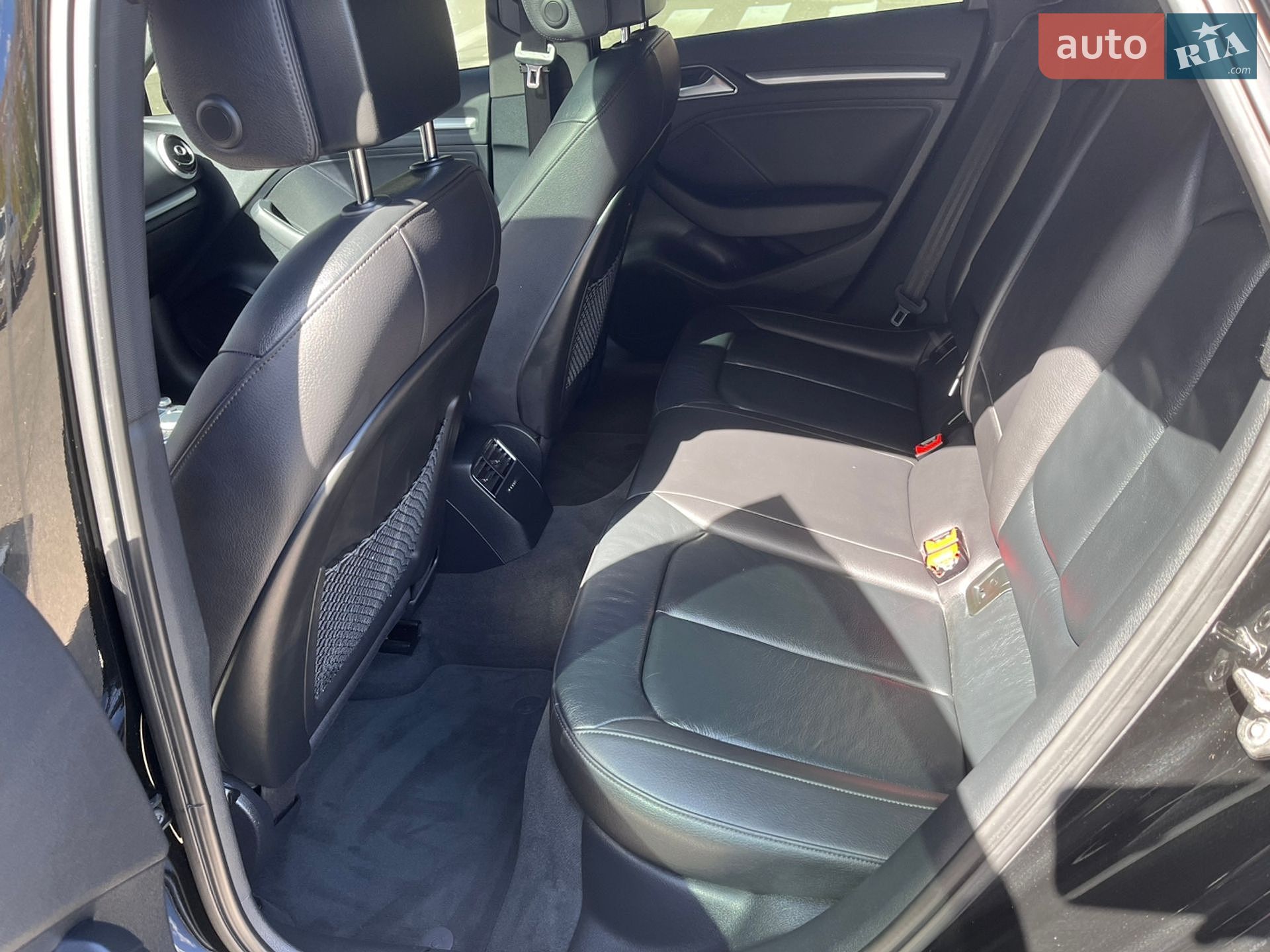 Audi A3 2015 VIN WAUA7GFF9G1003985 фото оголошення 8 з 14