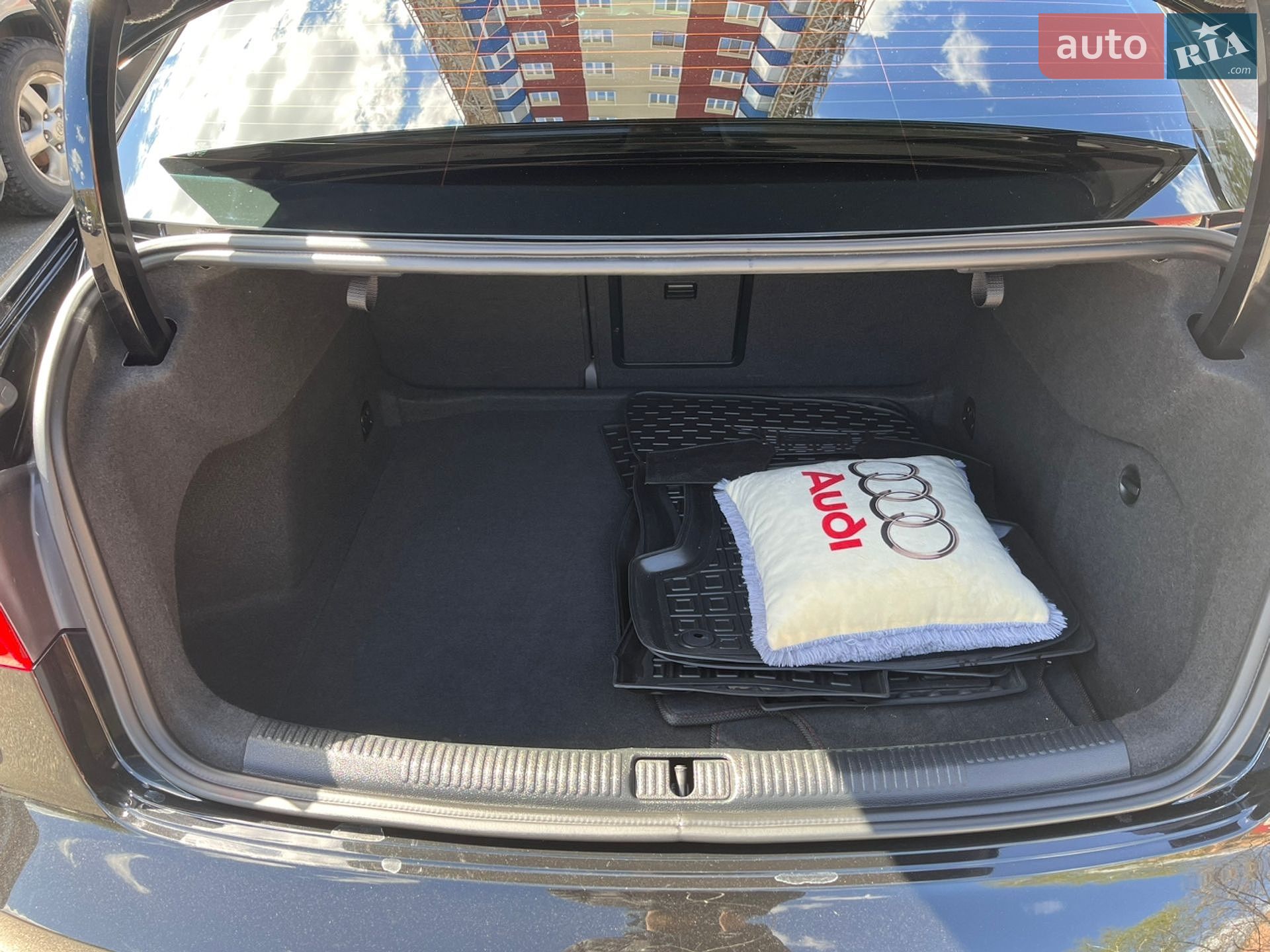 Audi A3 2015 VIN WAUA7GFF9G1003985 фото оголошення 9 з 14